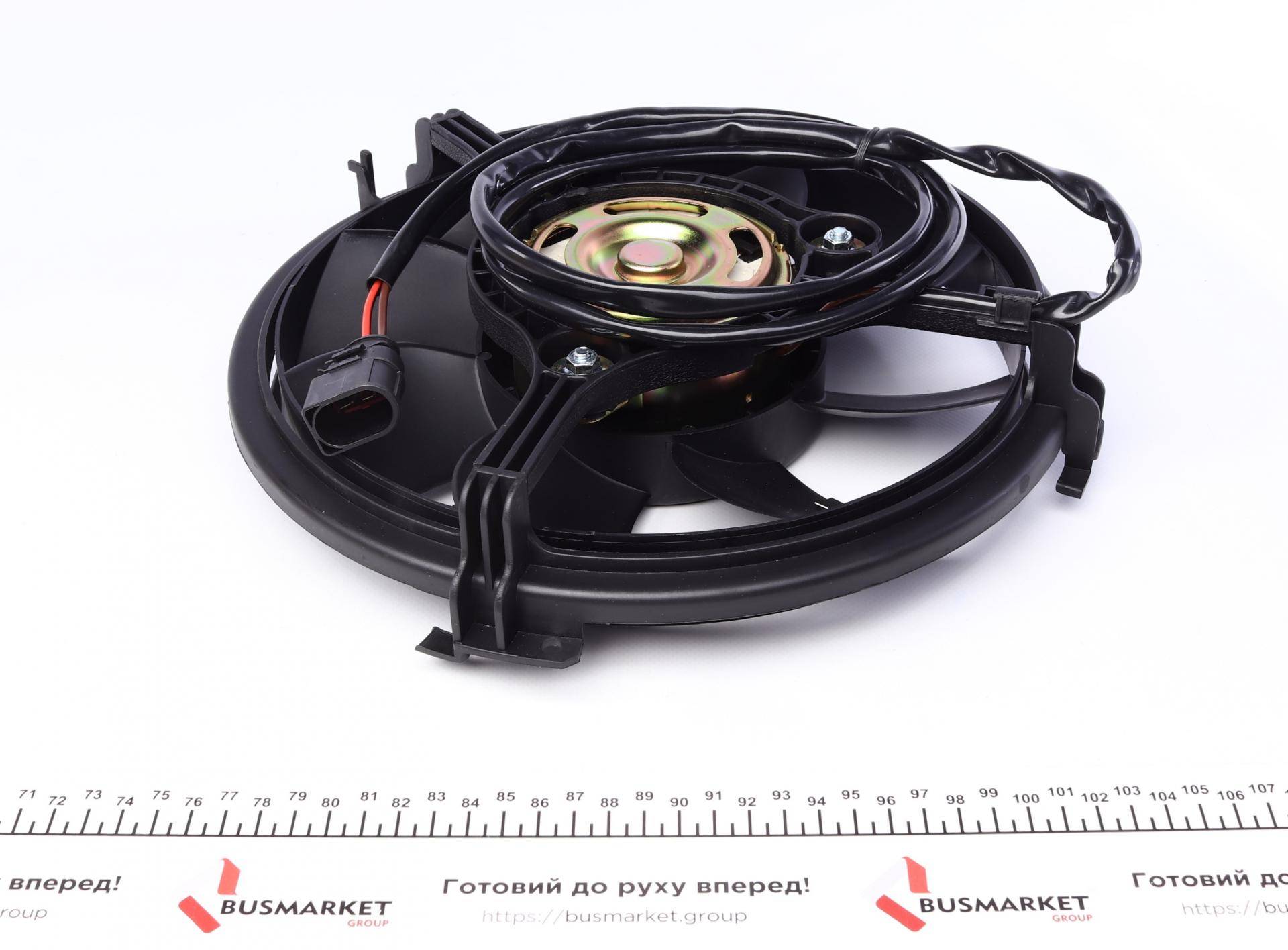 Вентилятор охолодження двигуна Audi A6/VW Passat 1.6-3.0 97-05