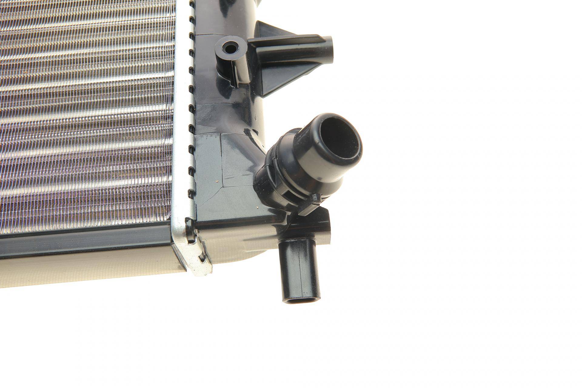 Радіатор охолодження VW Golf/Caddy 1.2TSI 10-