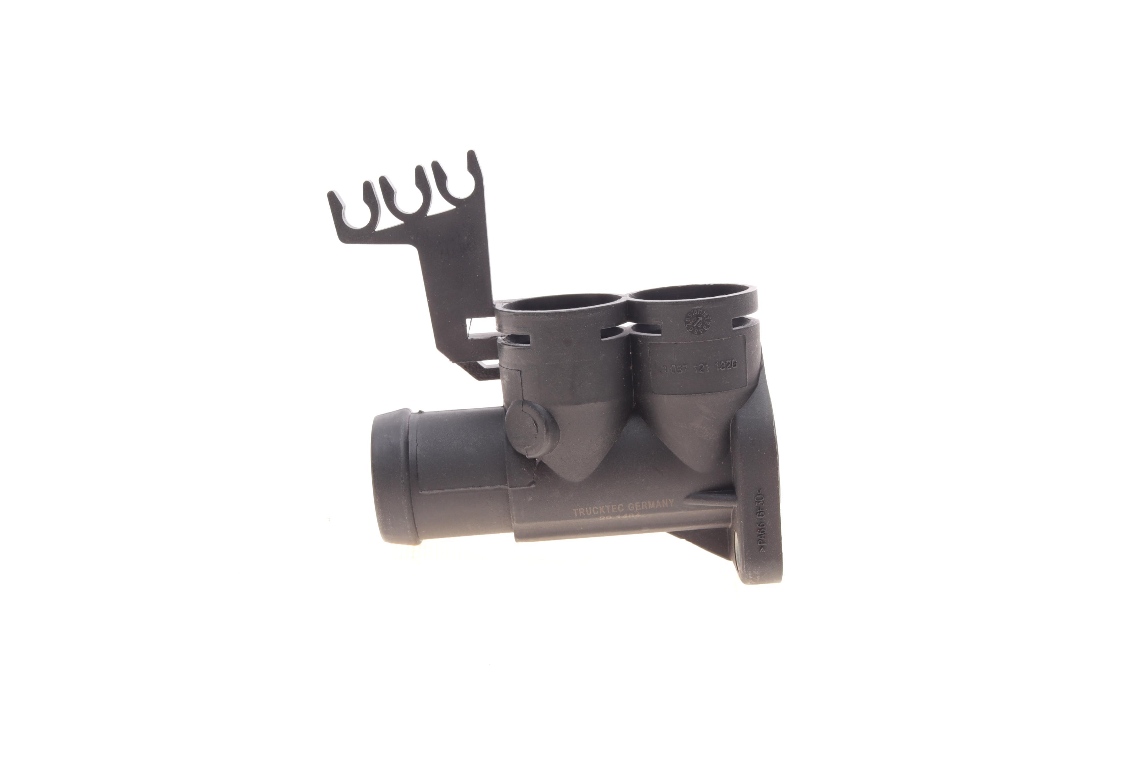 Фланець системи охолодження Audi 80/100/A6 1.6/2.0i 90-98