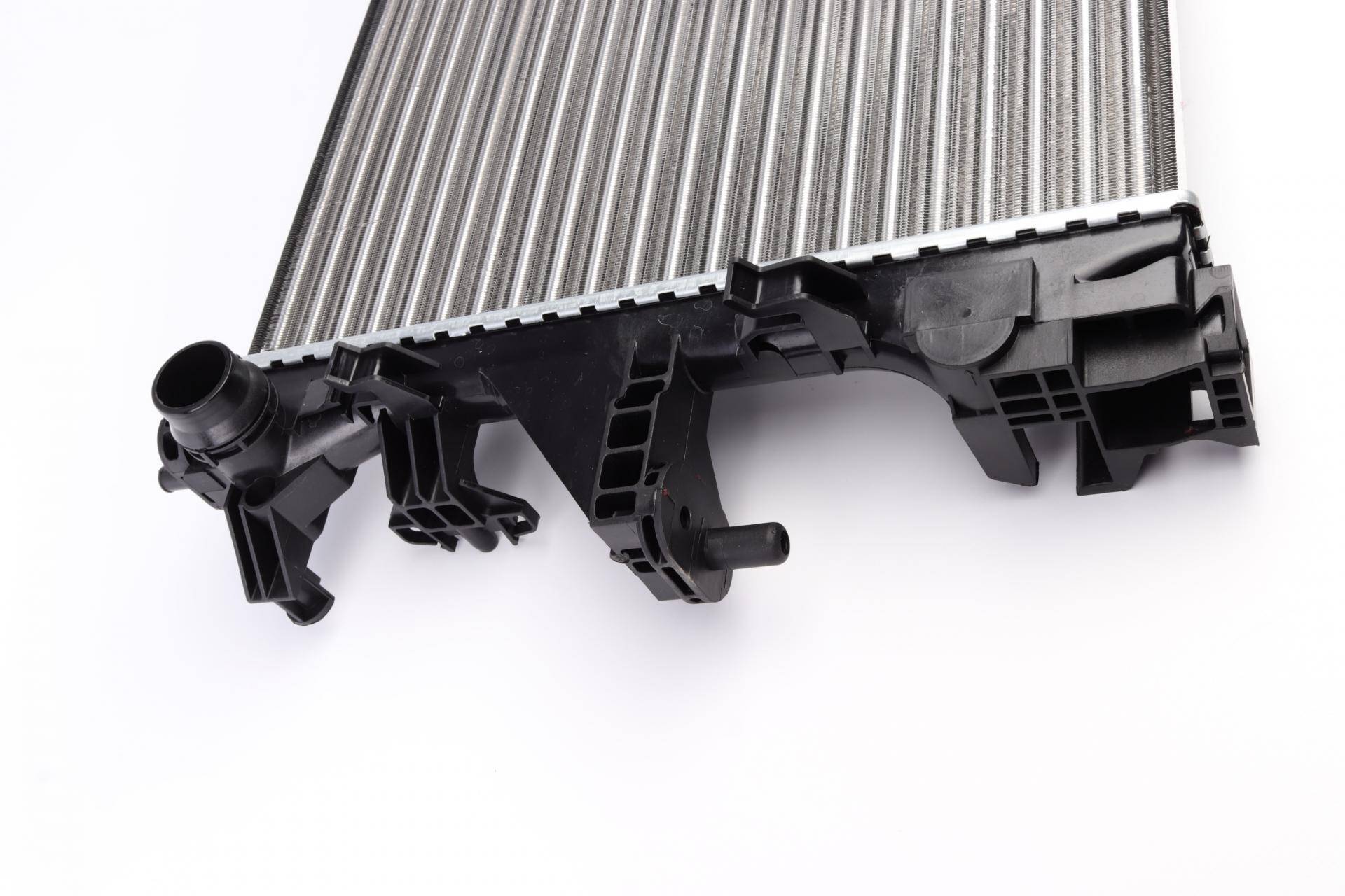 Радіатор охолодження Citroen Jumper/Peugeot Boxer 2.0/2.2D 15-