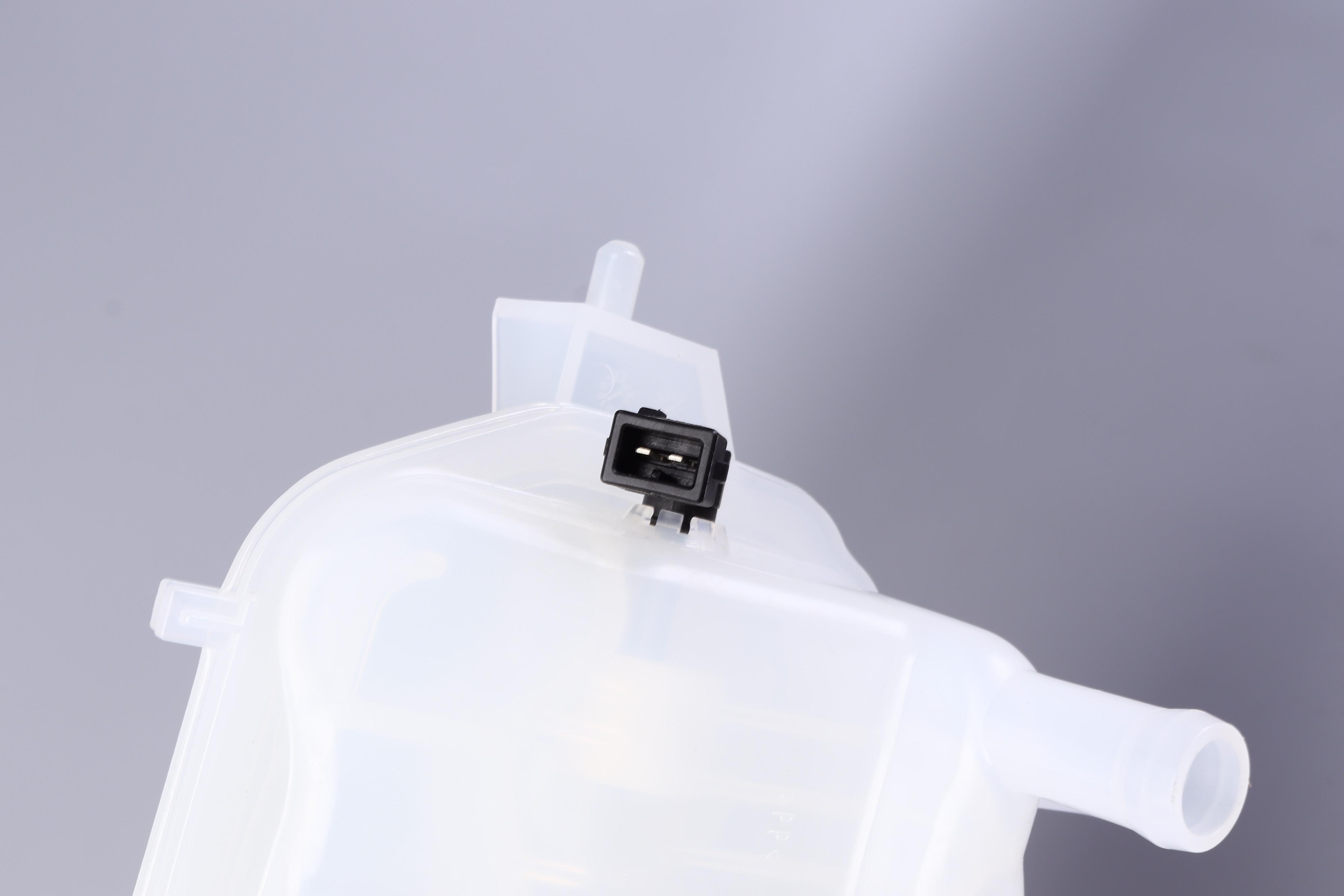 Бачок розширювальний Land Rover Discovery III-IV/Range Rover Sport 04-