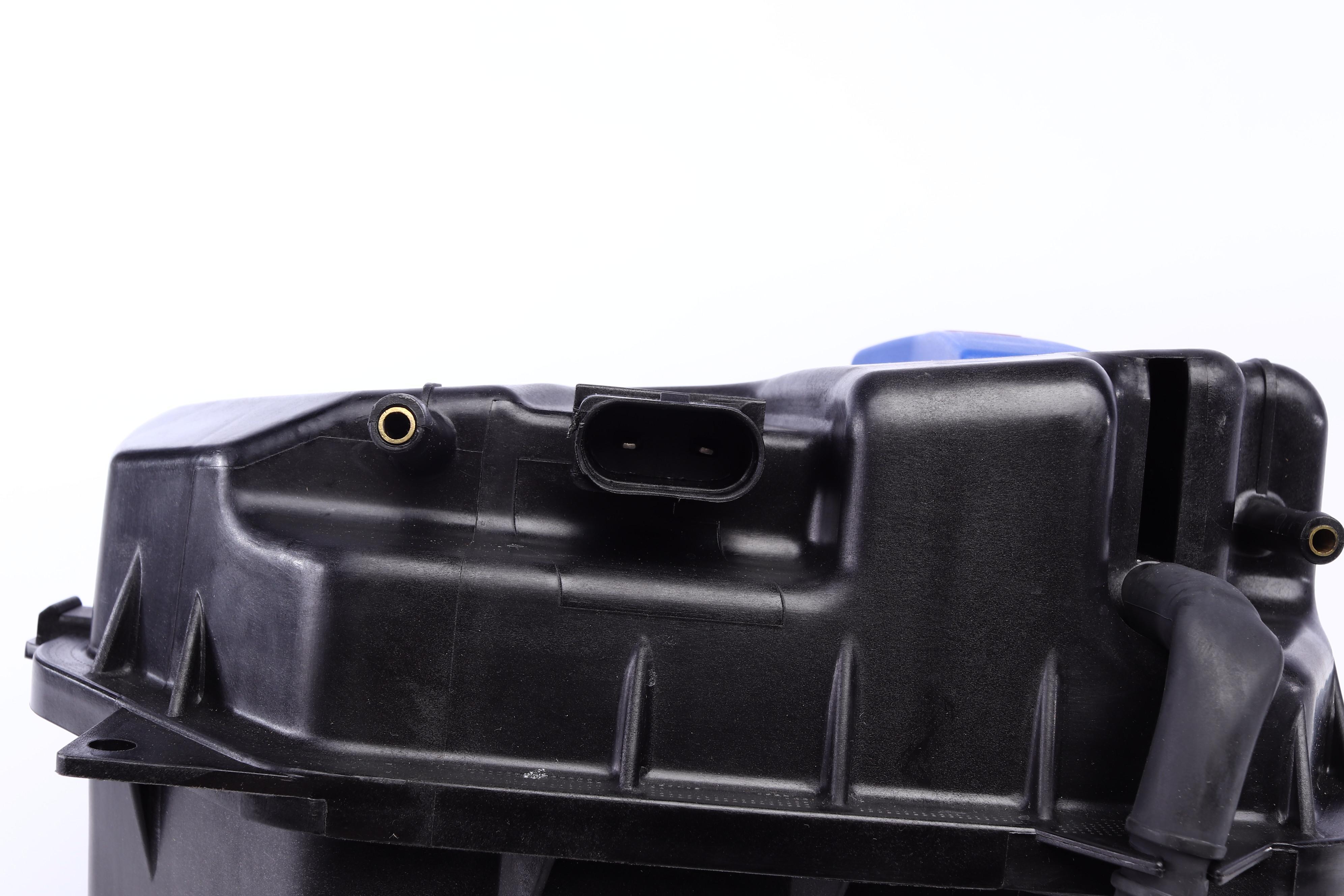 Бачок розширювальний Audi Q7 06-15/ Porsche Cayenne 03-10/ VW Touareg 02-10