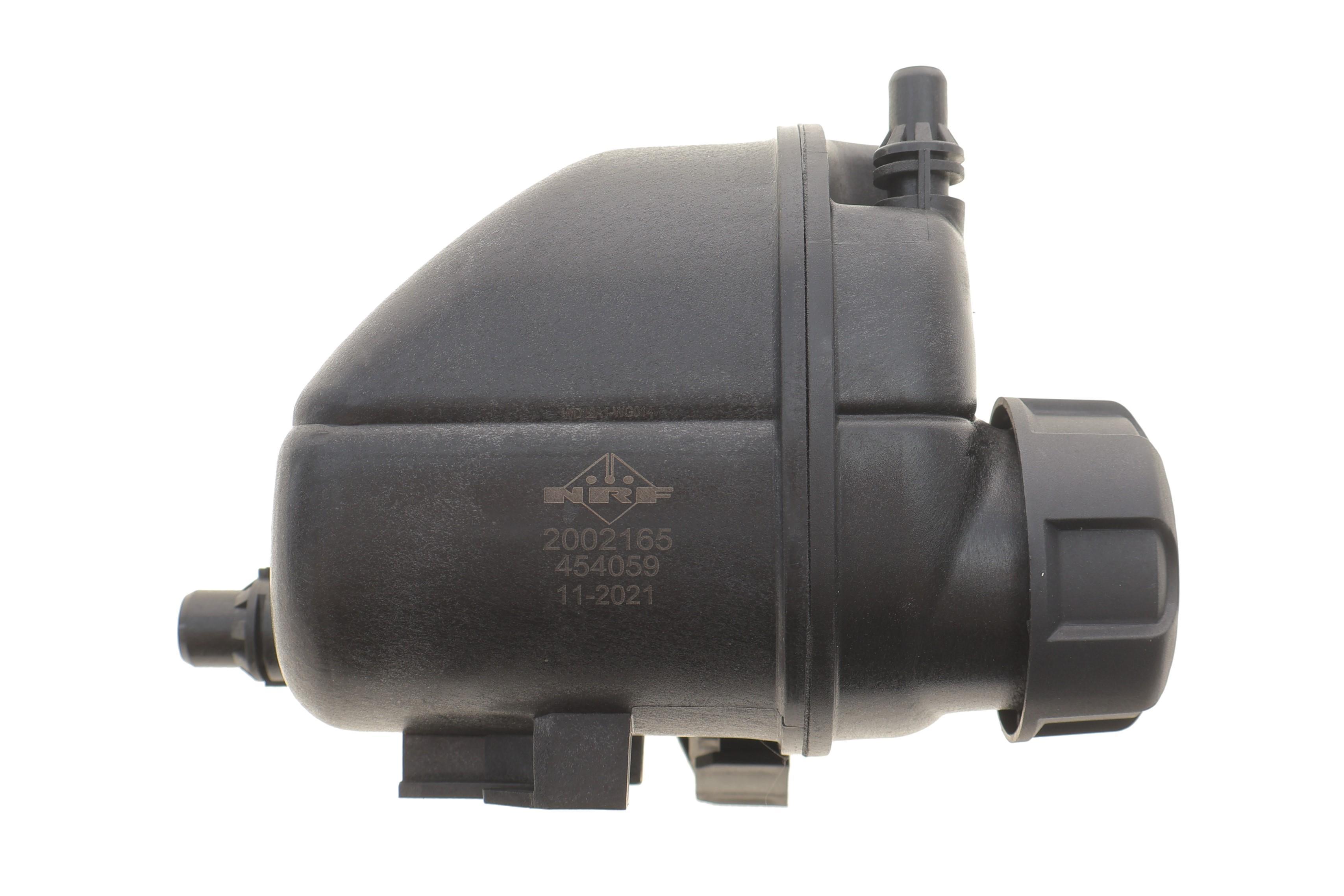 Бачок розширювальний BMW 5 (G30/G31)/6 (G32)/7 (G11/G12)/8 (G14/G15/G16) 2.0-3.0i 16- (з кришкою)