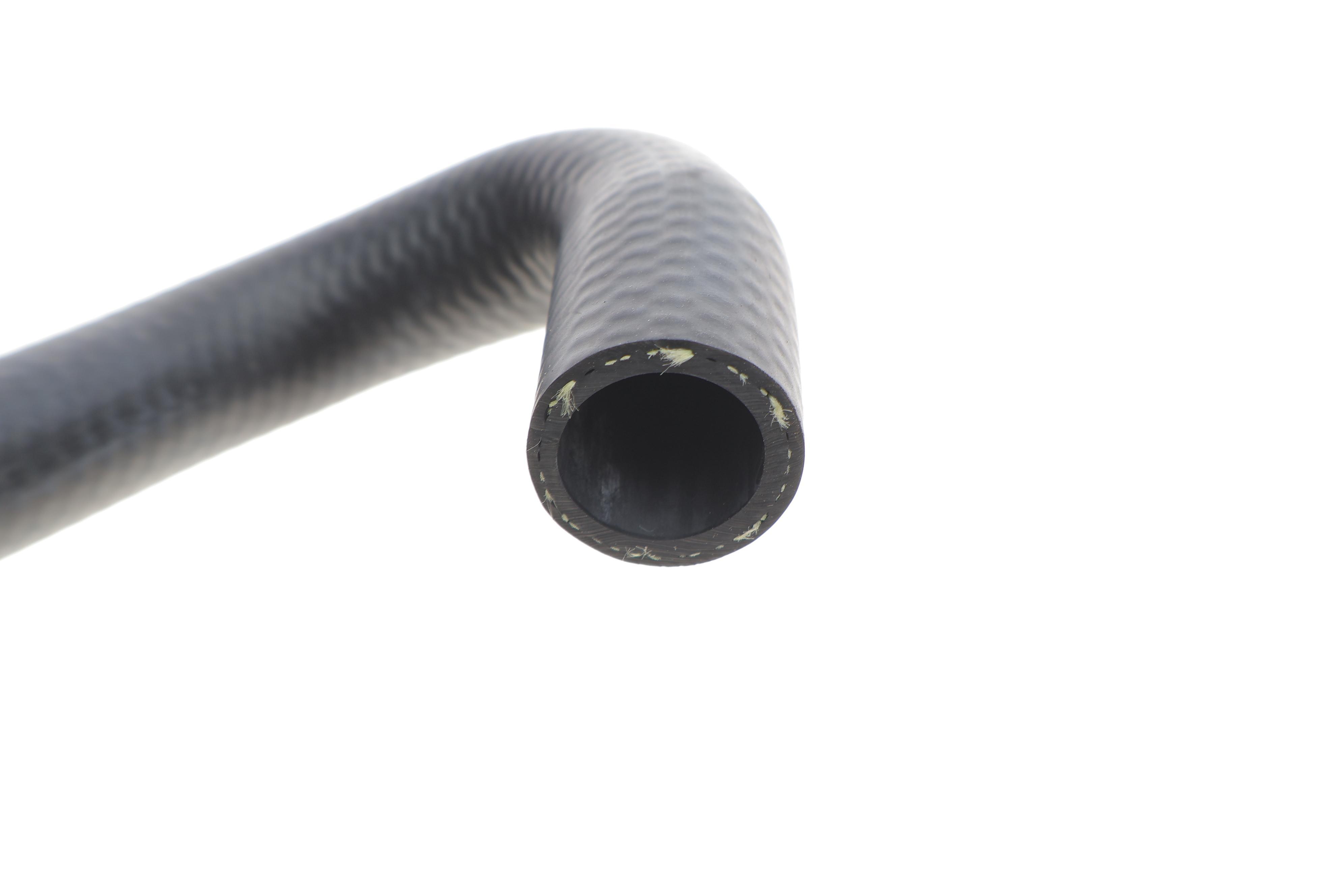 Патрубок радіатора Audi A4/A5 08-17