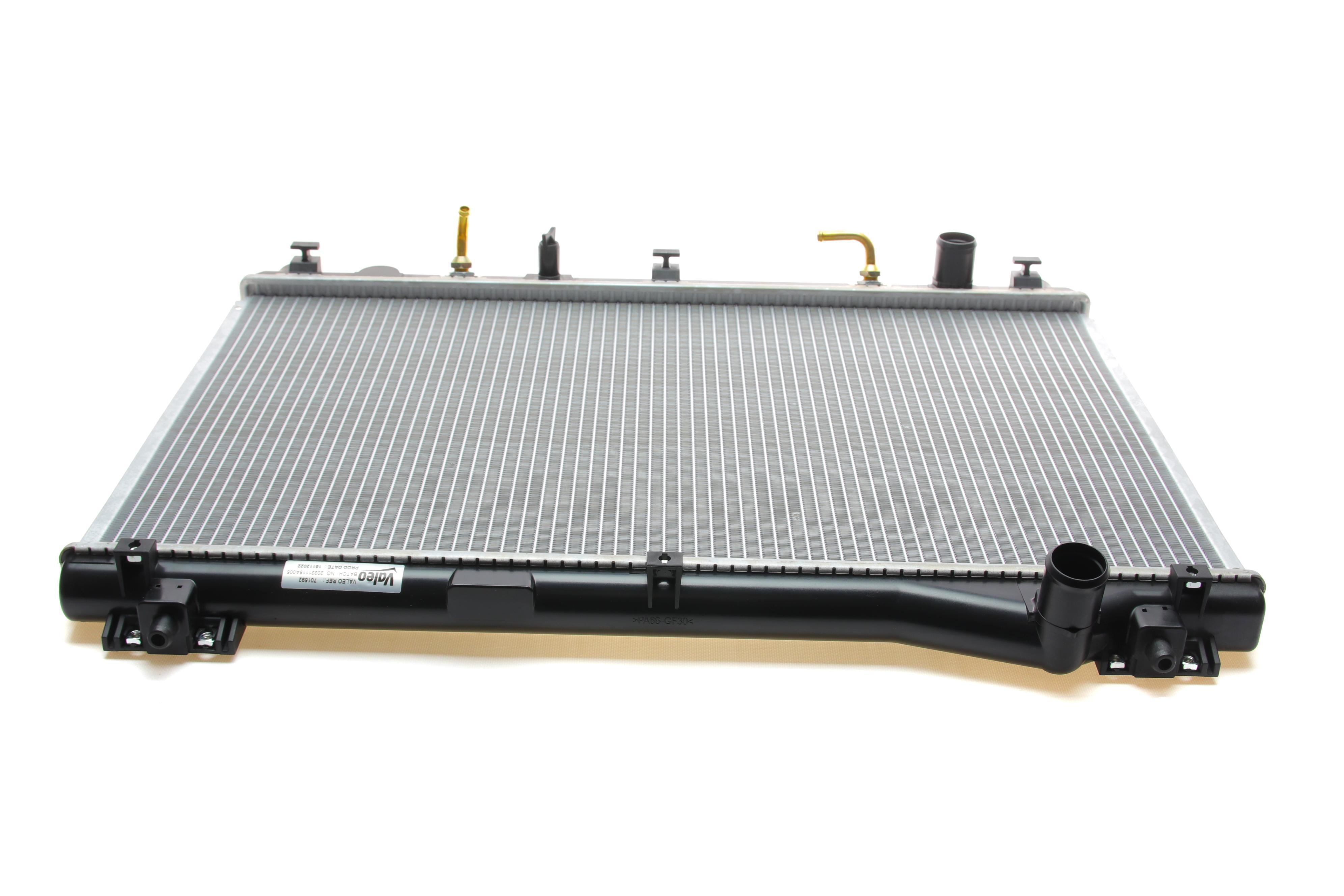 Радіатор охолодження Suzuki Grand Vitara II 05-