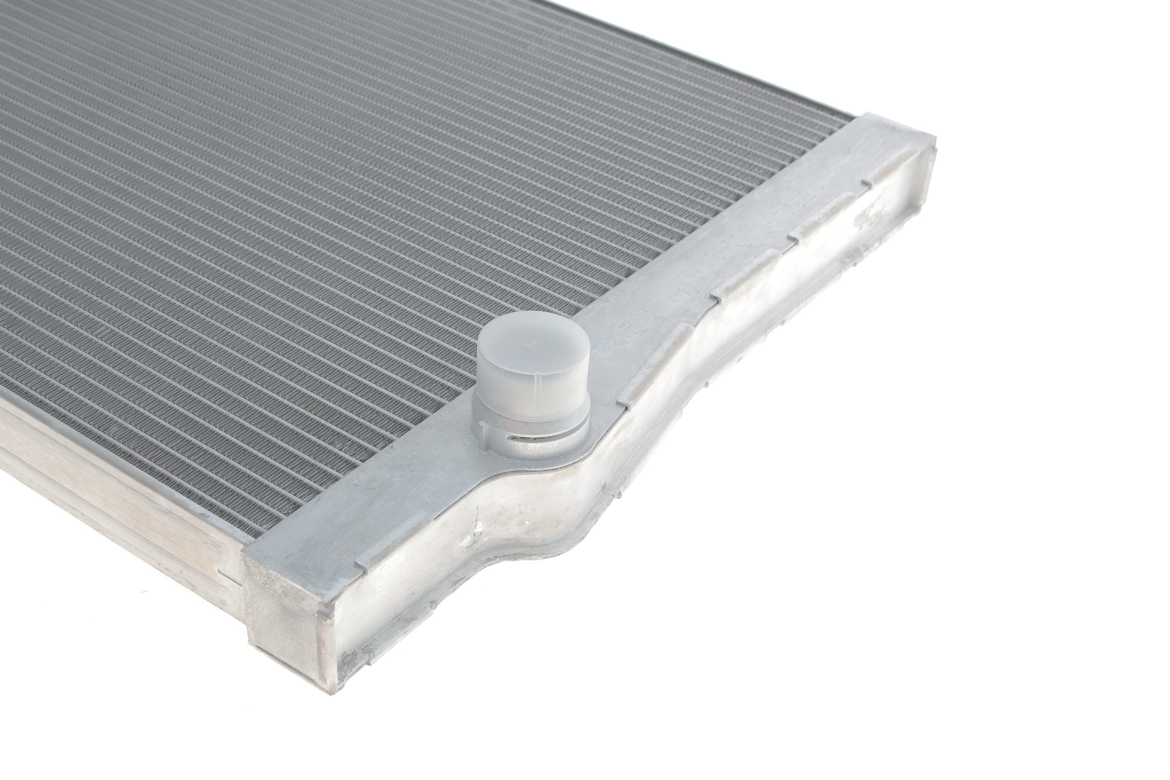 Радіатор охолодження BMW X5 (E70)/X6 (E71/E72) 3.0d/3.5i/4.0d 07- M57/N55/N57