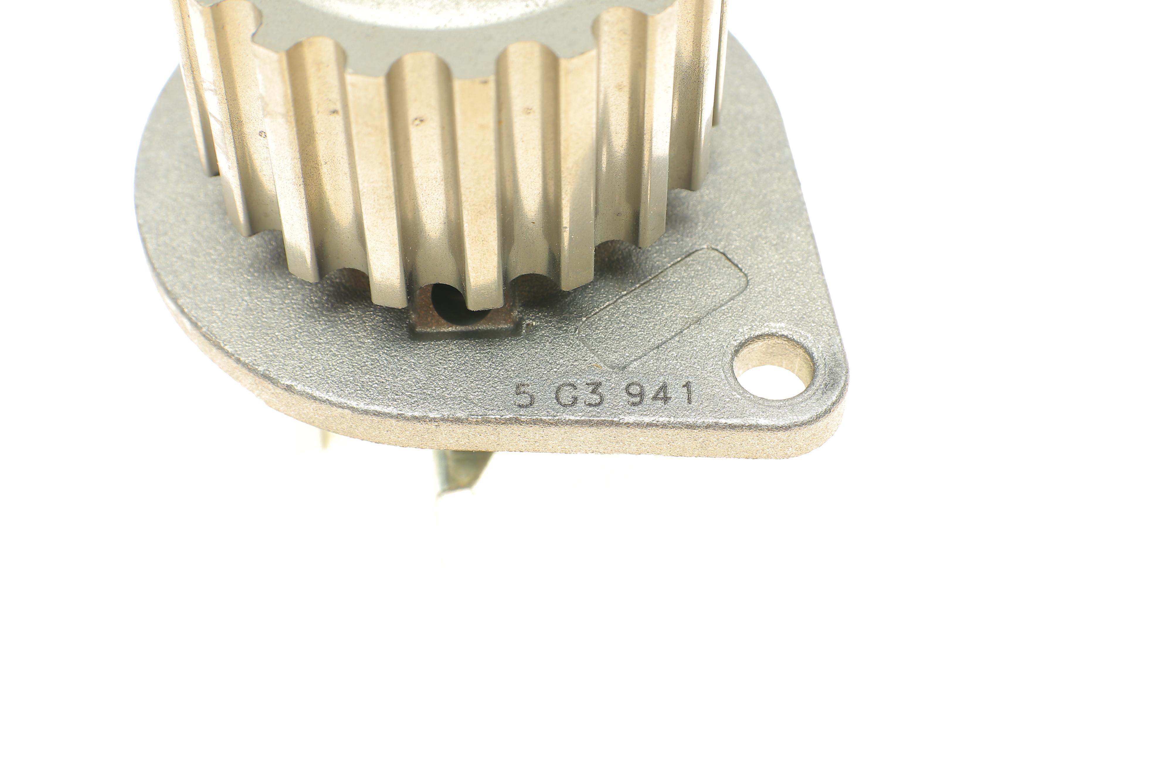 Помпа води Citroen C2-C4/Peugeot 206/307 1.4 03-