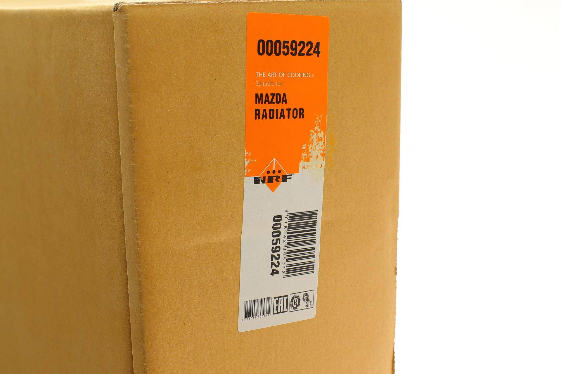 Радіатор охолодження Mazda 2.0 02-07