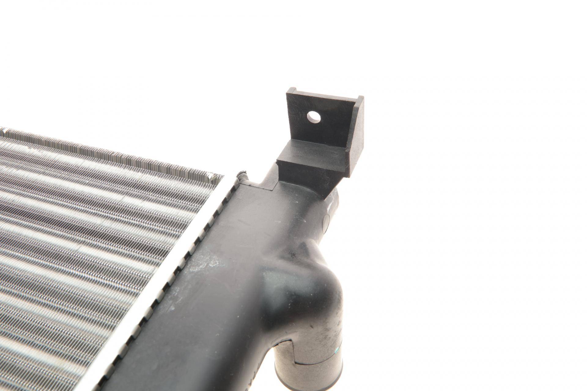 Радіатор охолодження Ford Mondeo I-II 1.6i 16V/1.8TD/2.4 24V 93-01