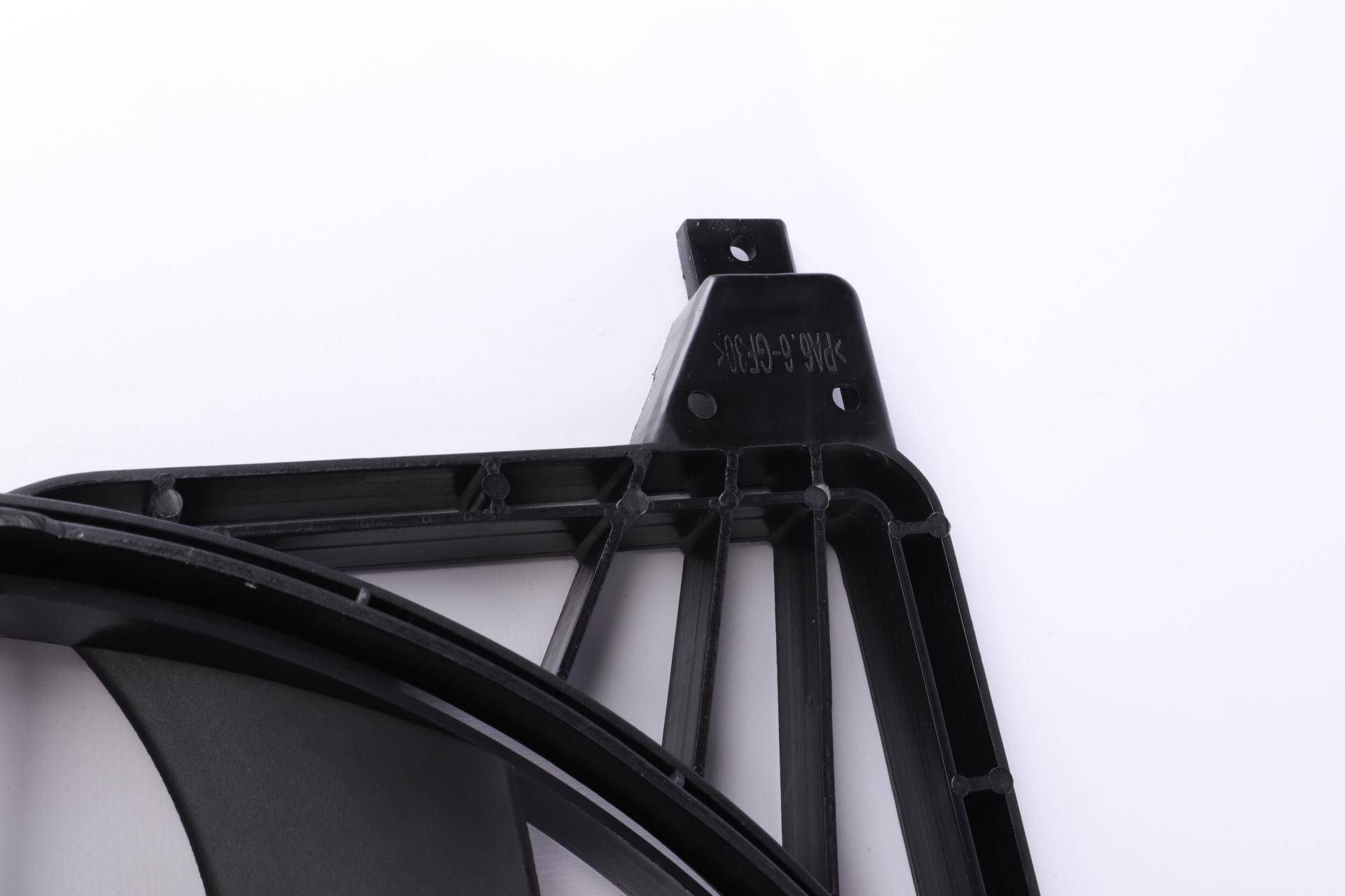 Вентилятор радіатора Renault Kangoo 1.5 dCi 03- (з дифузором)