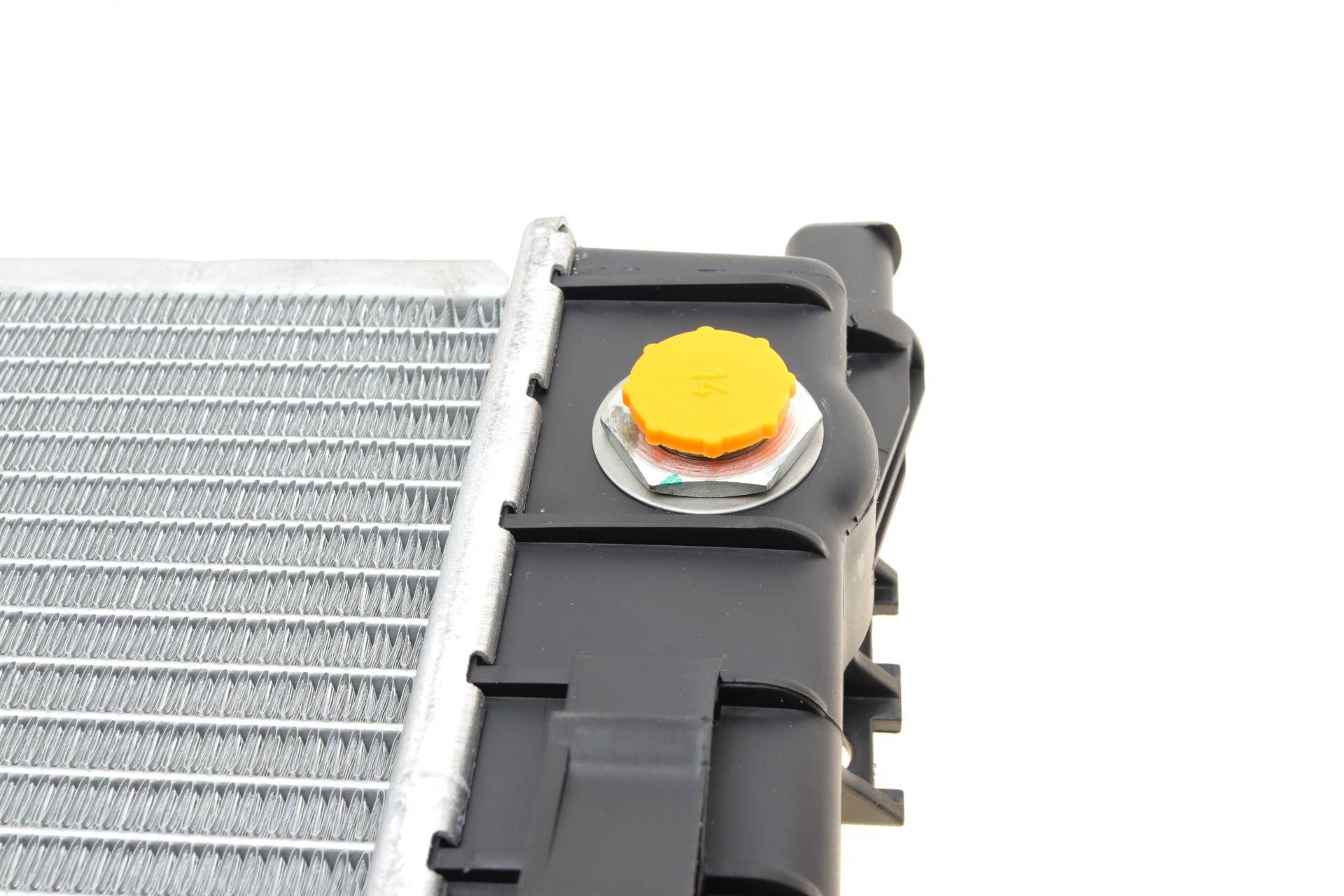 Радіатор охолодження MB ML-class (W163) 2.3-5.5 98-05 (M111-M113)