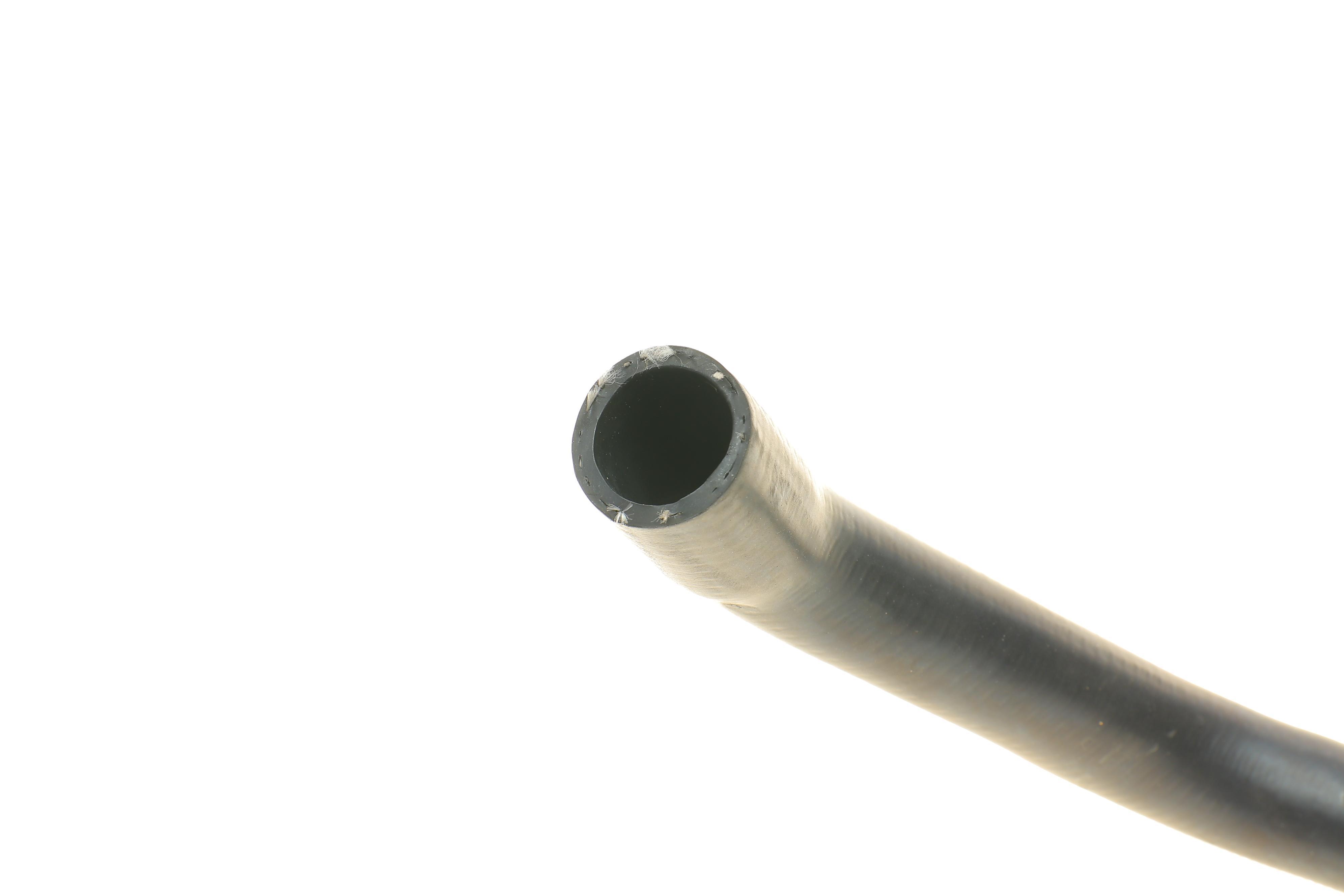 Патрубок системи охолодження Renault Trafic/Opel Vivaro 1.9dCI 01-