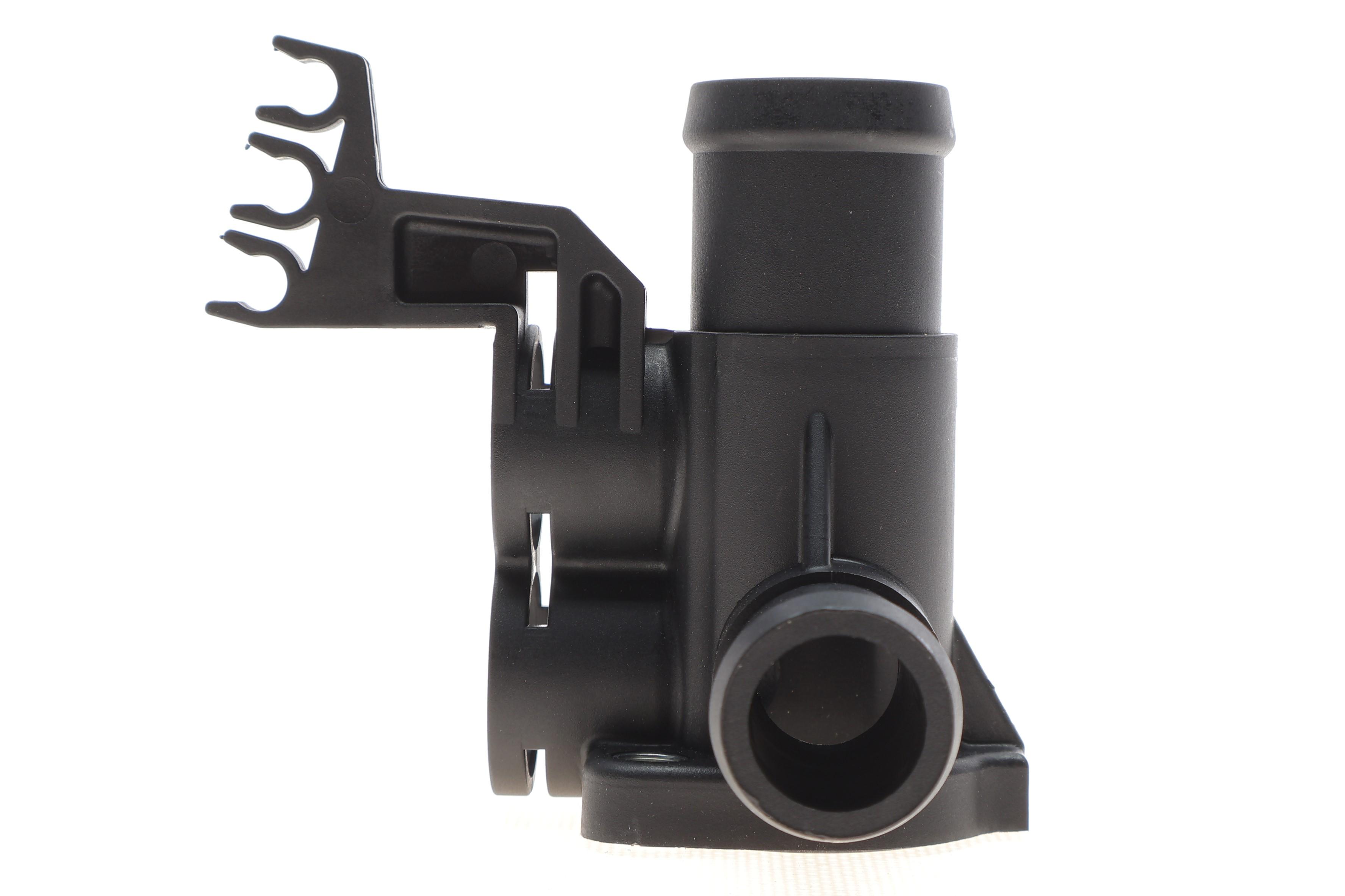 Фланець системи охолодження Audi 80/100/A6 1.6/2.0i 90-98