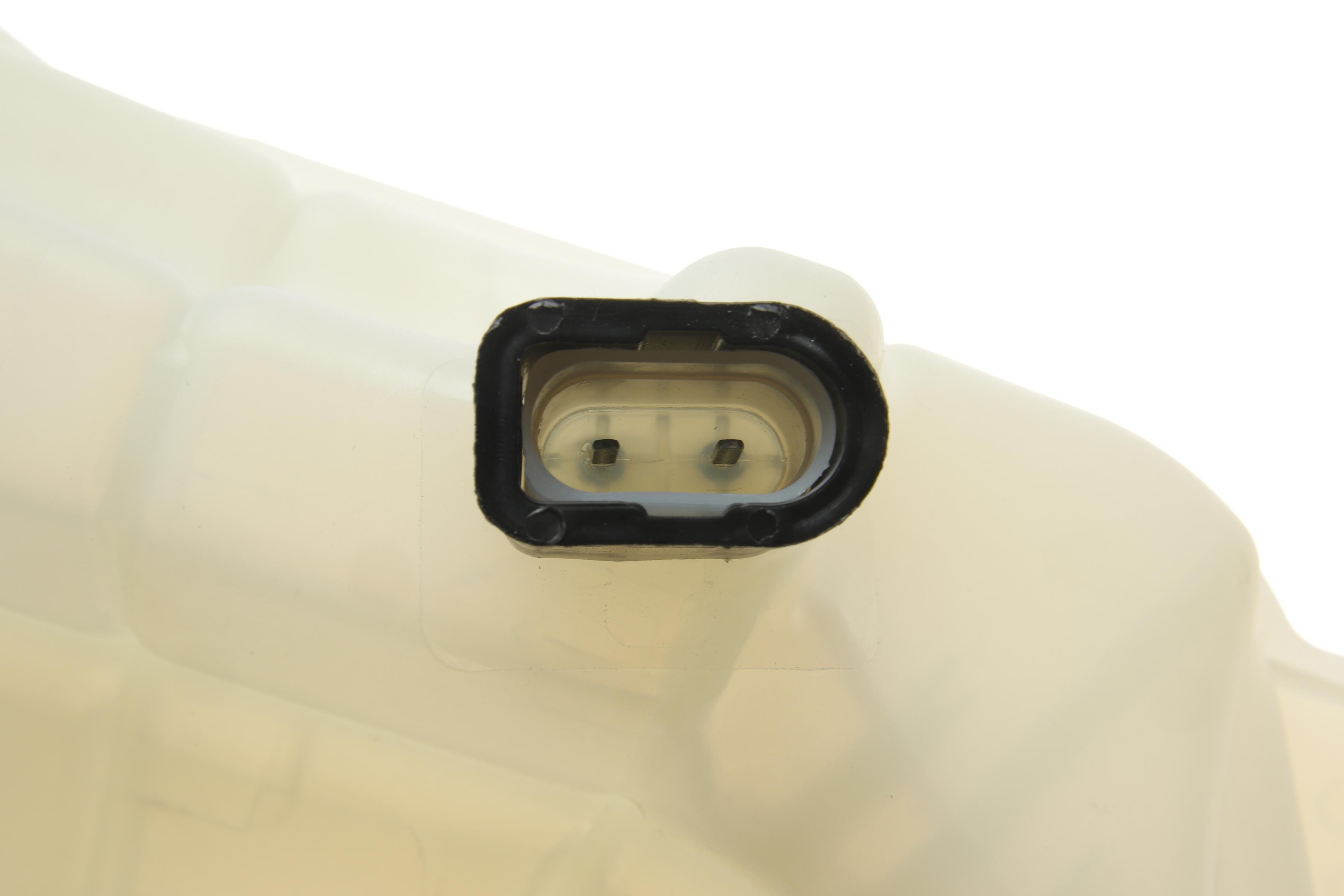 Бачок розширювальний Audi A6 96-06