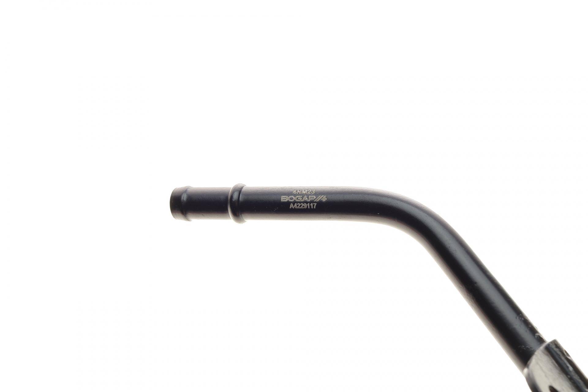 Патрубок системи охолодження VW Passat 1.8T 96-05