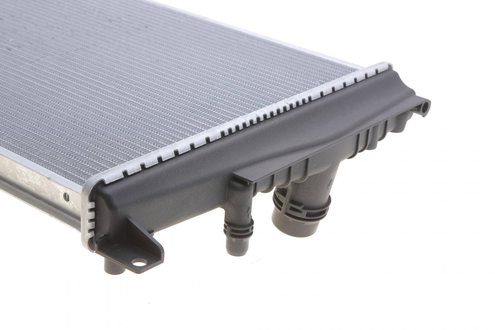 Радіатор охолодження BMW 3 (F30/F80) 12-18 N57