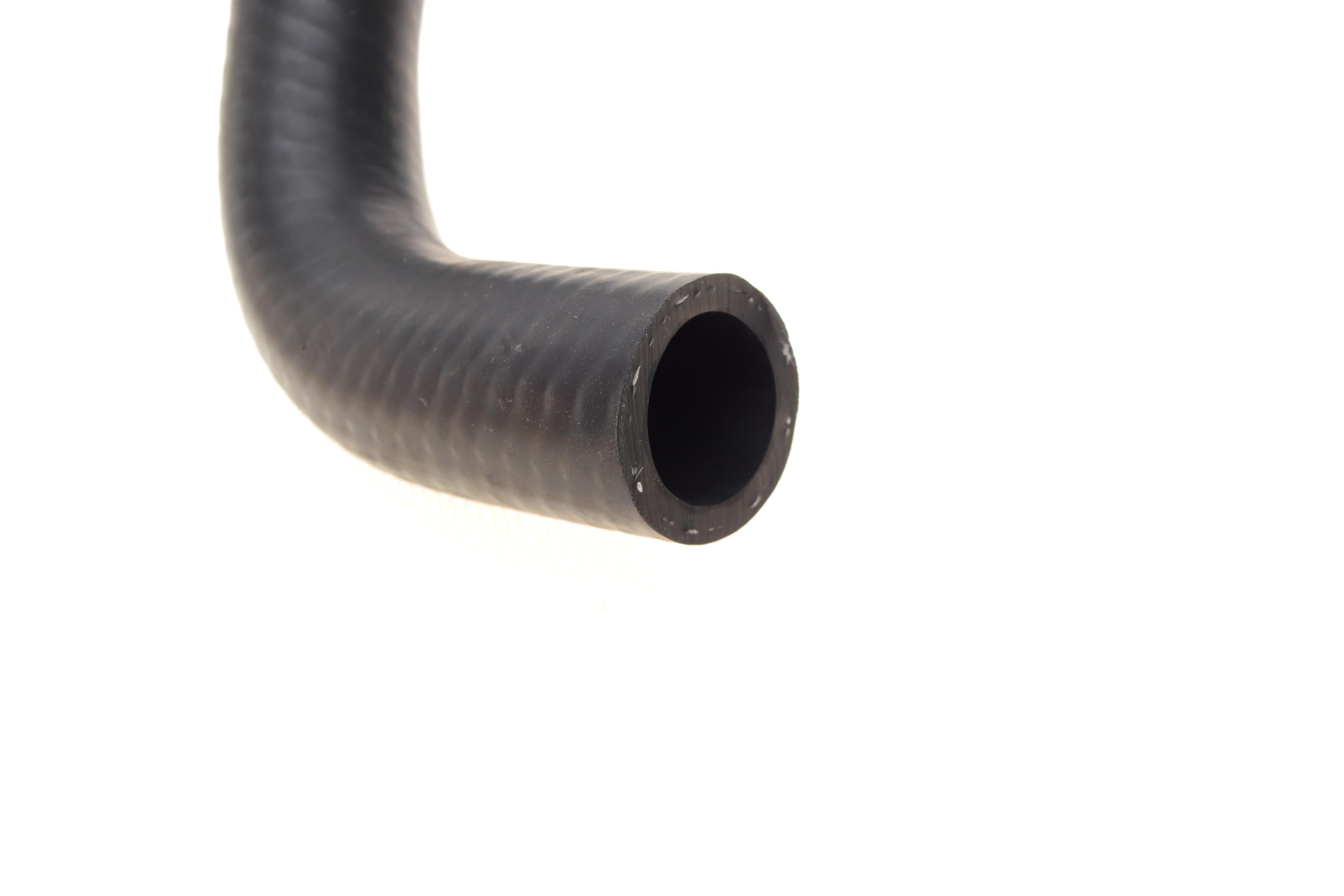 Патрубок системи охолодження Ford Transit 2.4 TDCi 06-14