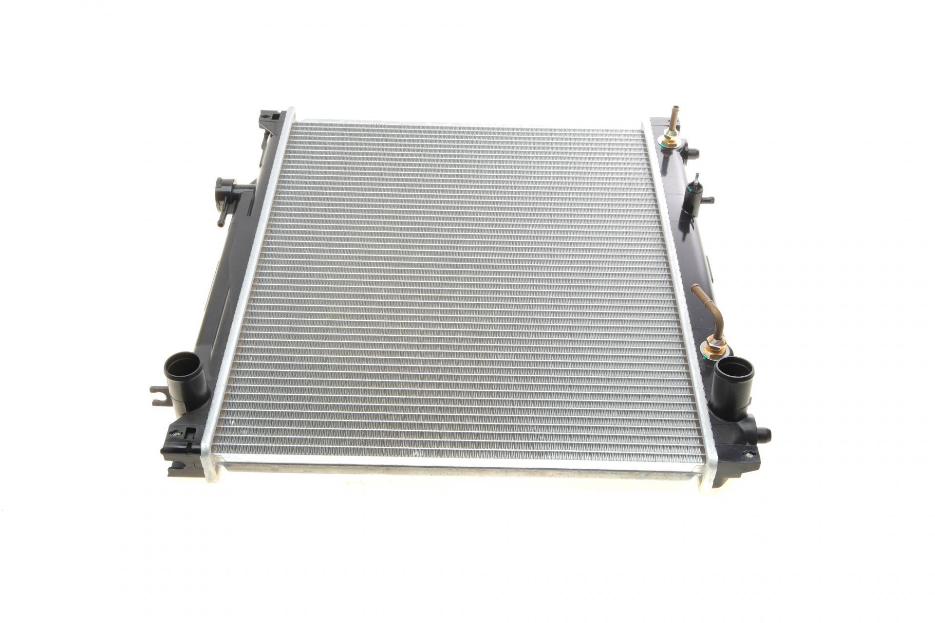 Радіатор охолодження Suzuki Grand Vitara/Vitara 2.0/2.5 94-03