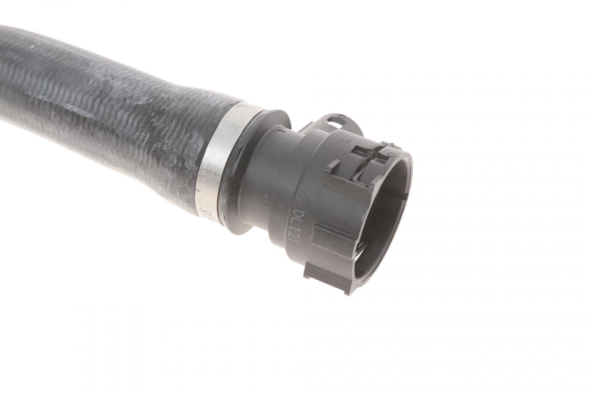 Патрубок радіатора (верхній/R) BMW 3 (E46) 01-06 N40/N45/N42