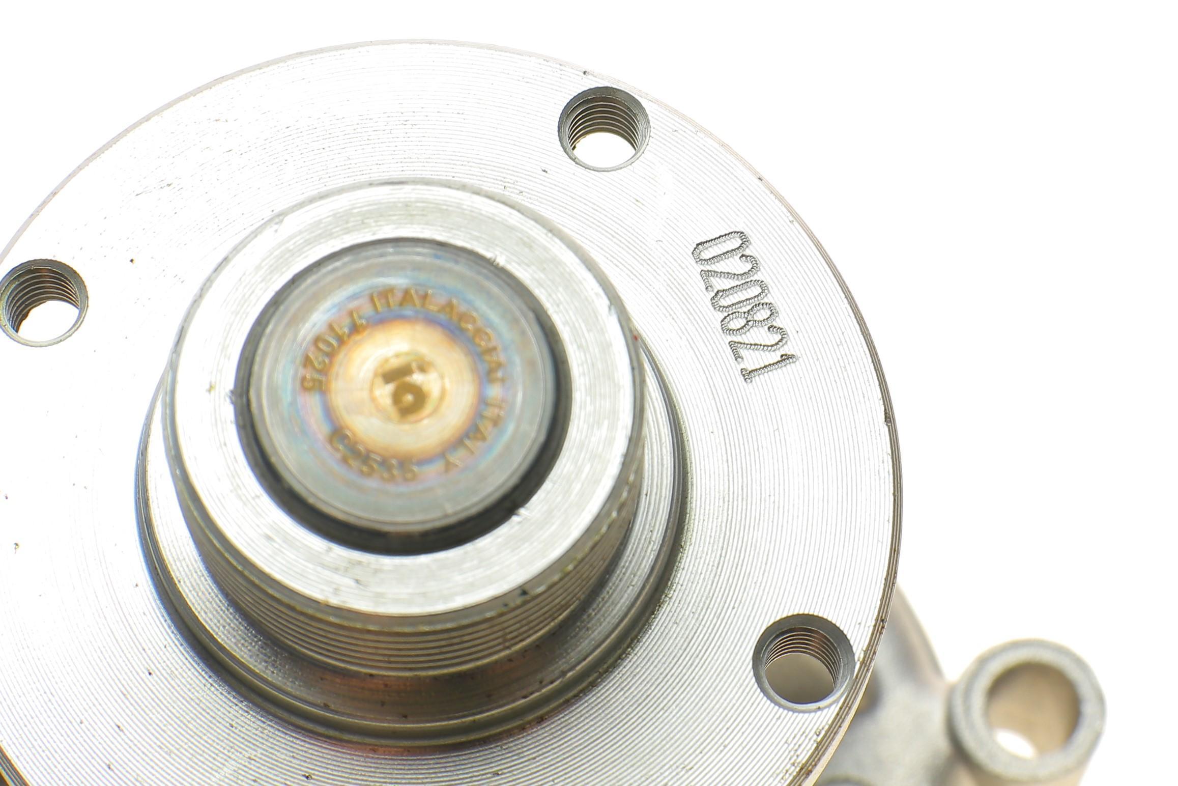 Помпа води MB C-class (W202/S202)/E-class (W210) 200D/220D/TD OM604 93-01