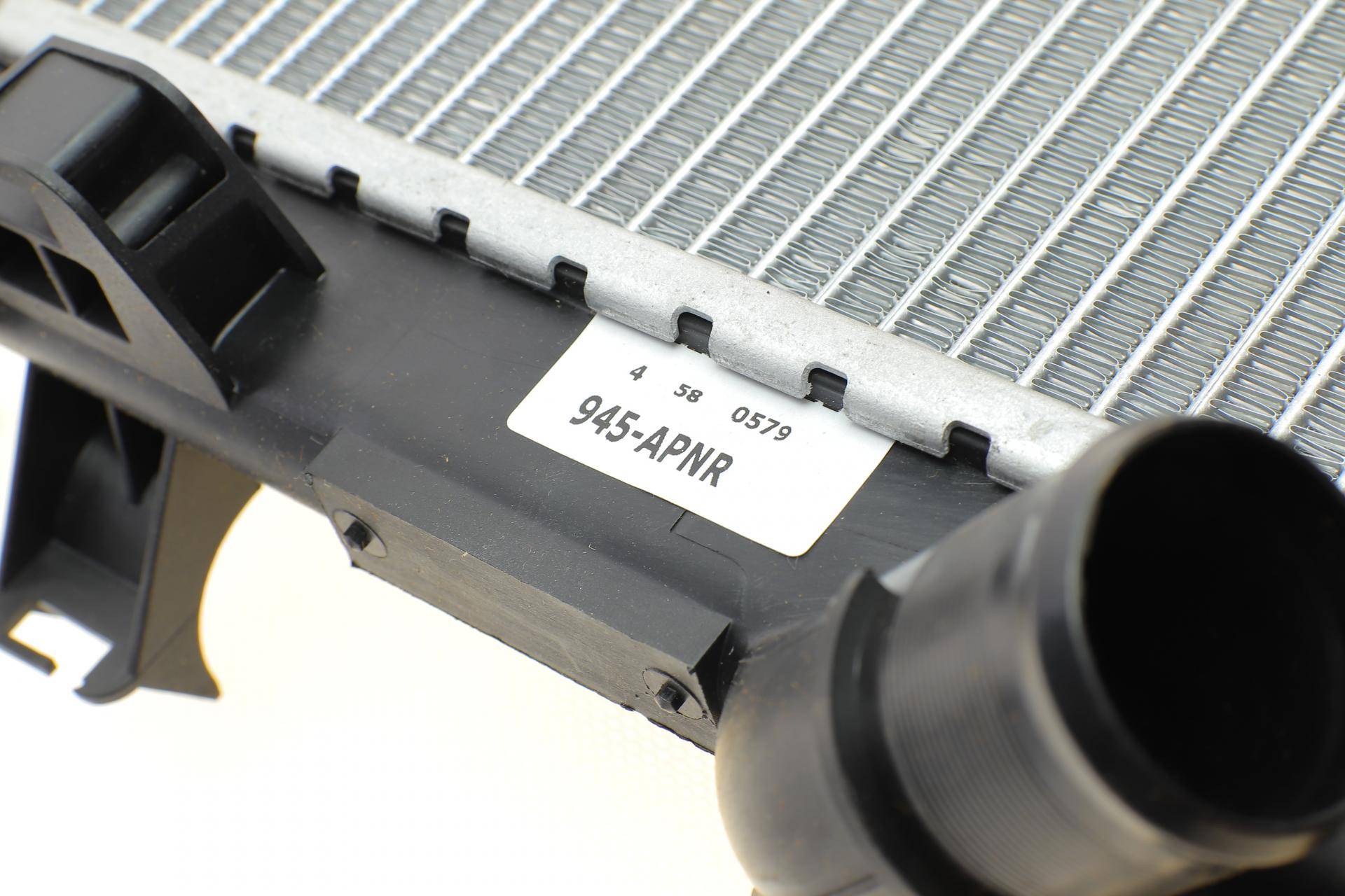 Радіатор охолодження Renault Laguna/Latitude 1.5/2.0D 07-