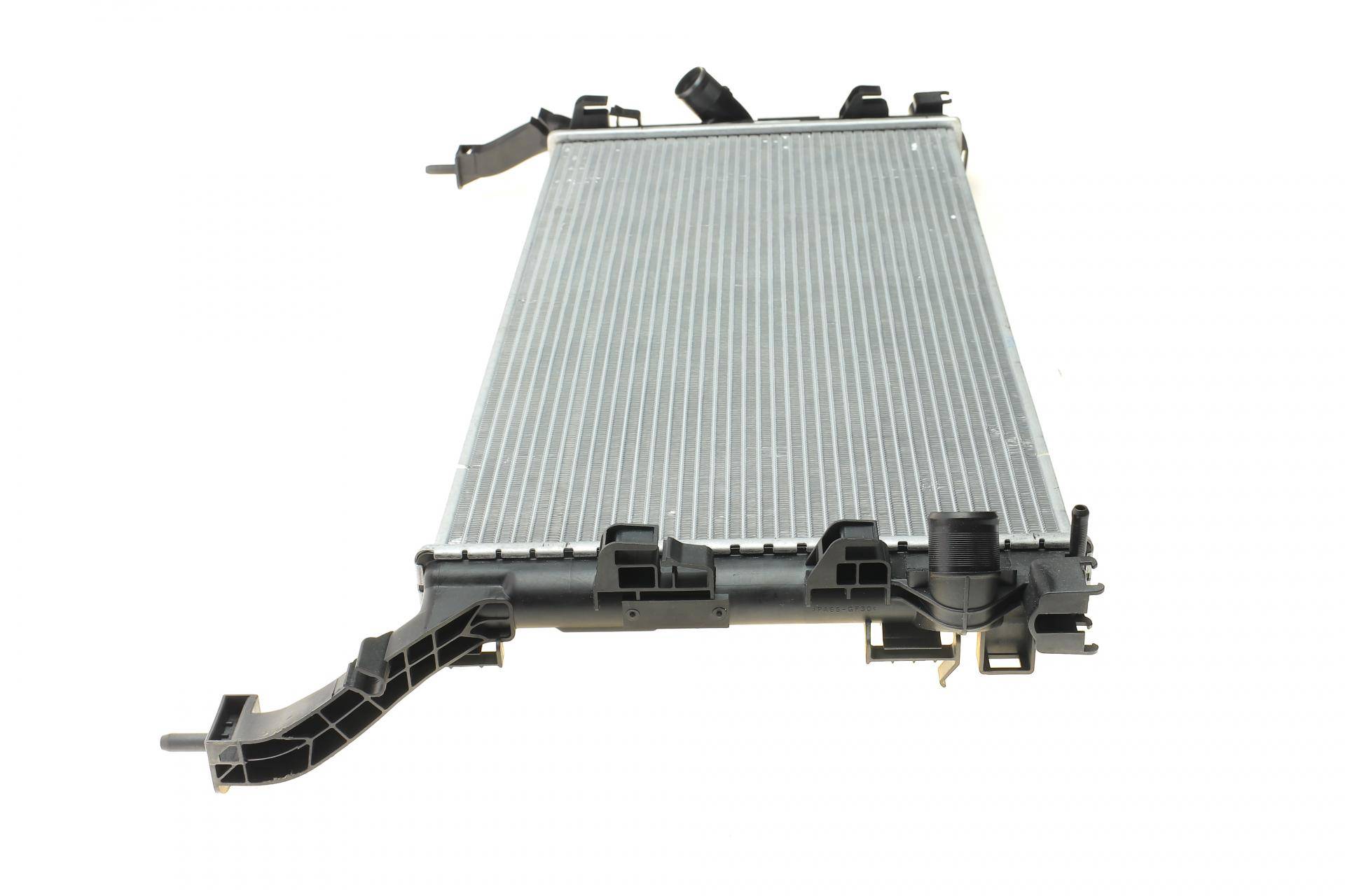 Радіатор охолодження Renault Laguna/Latitude 1.5/2.0D 07-