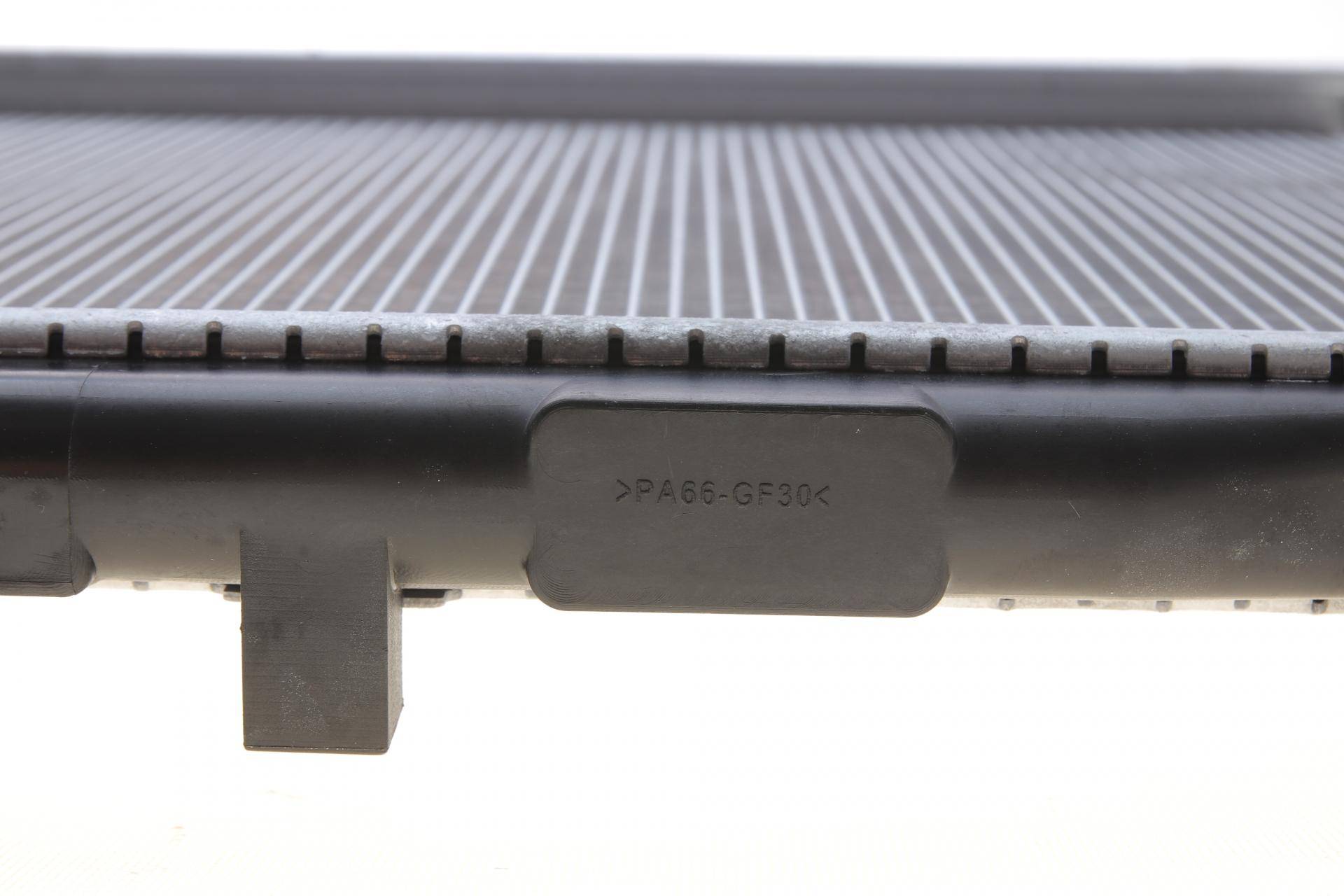 Радіатор охолодження Honda Accord VII 2.0 03-08