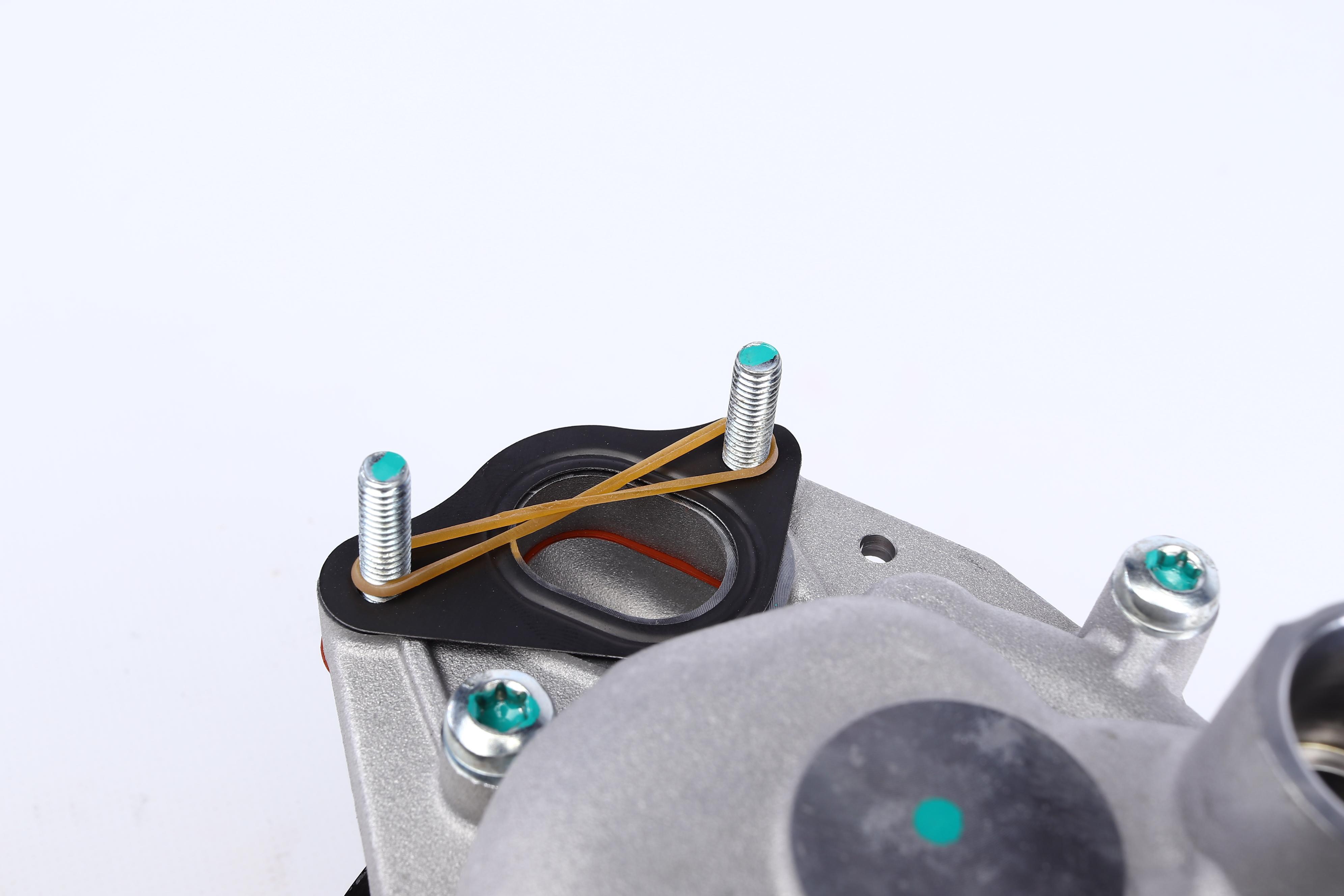 Помпа води Land Rover Discovery IV/Range Rover III-IV/Range Rover Sport 3.0/5.0 09-