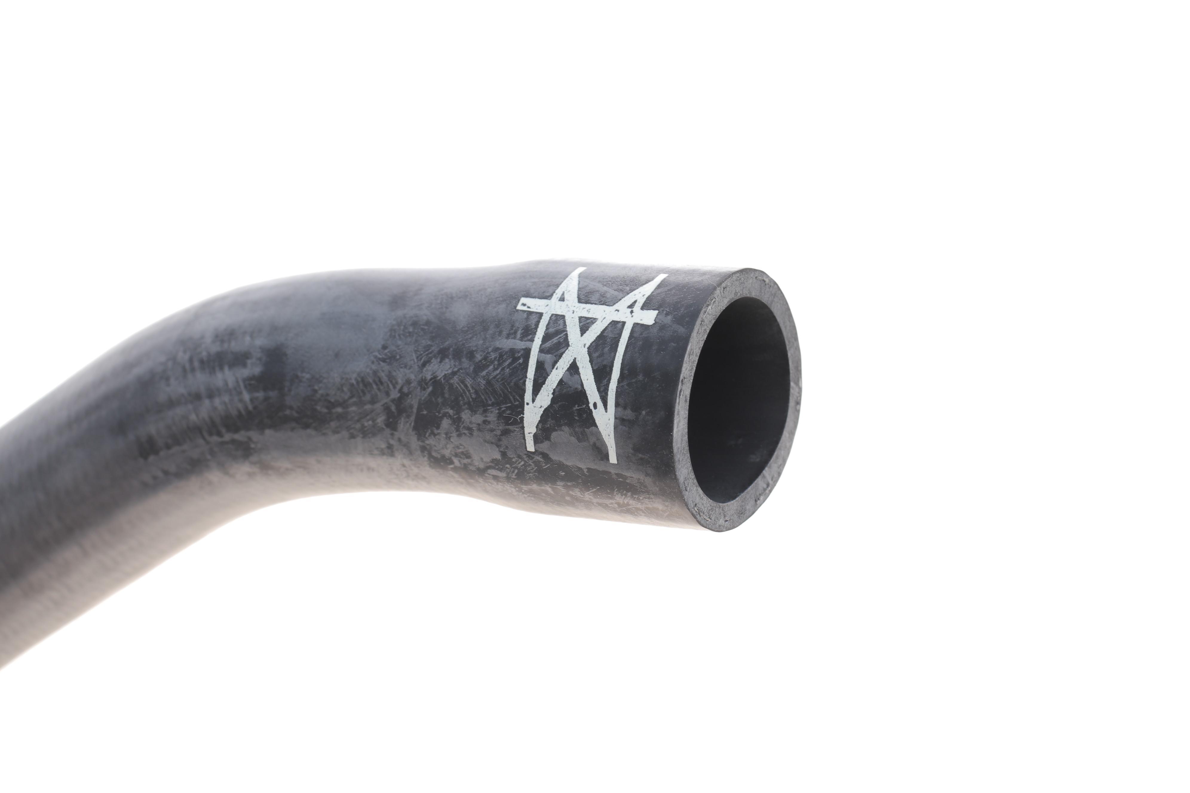 Патрубок радіатора (верхній) VW Touran/Golf V/Skoda Superb 2.0TDI 03-15