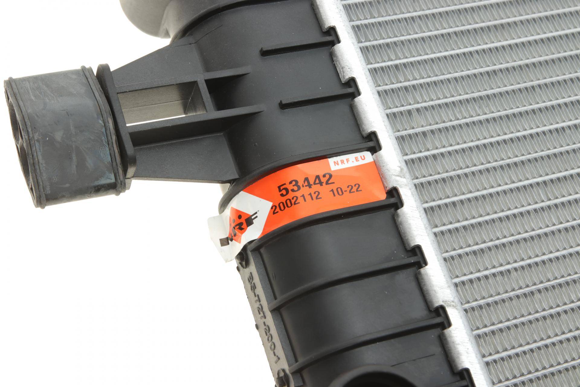 Радіатор охолодження Opel Astra H 1.6/1.8 04-