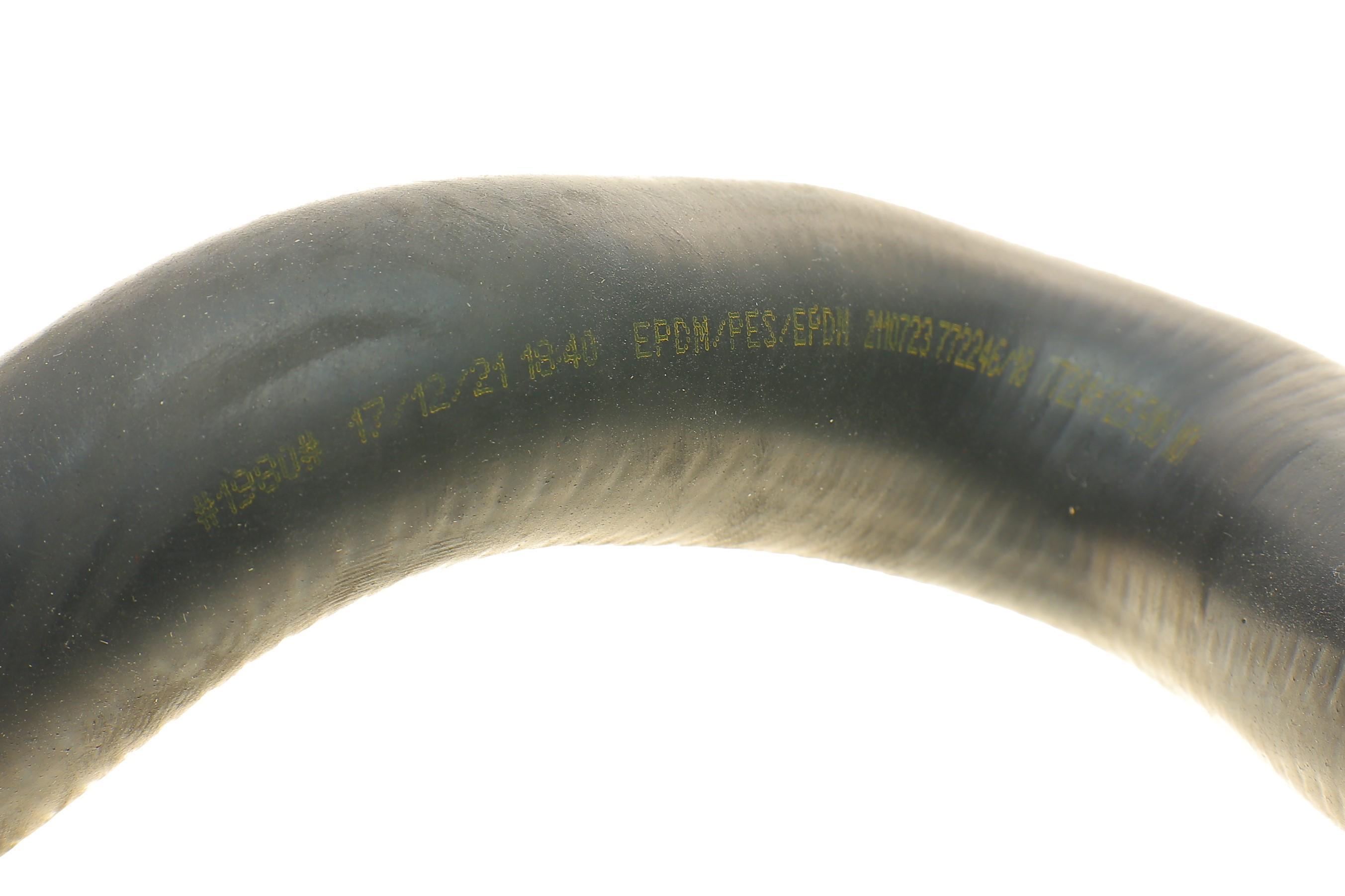 Патрубок системи охолодження Ford Transit 2.4TDCi/DI 00-06