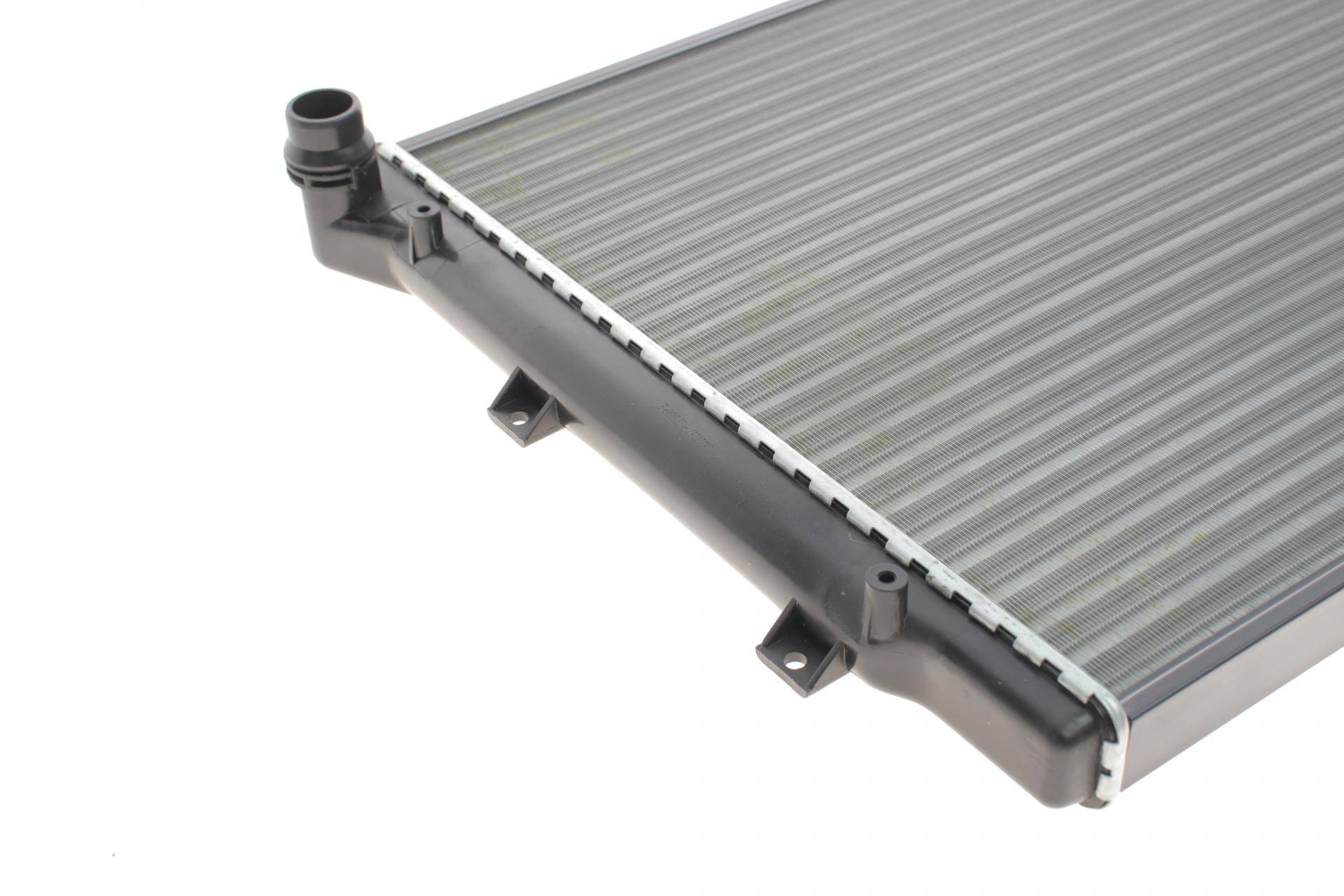 Радіатор охолодження VW Sharan/Tiguan 1.4 TSI 10-