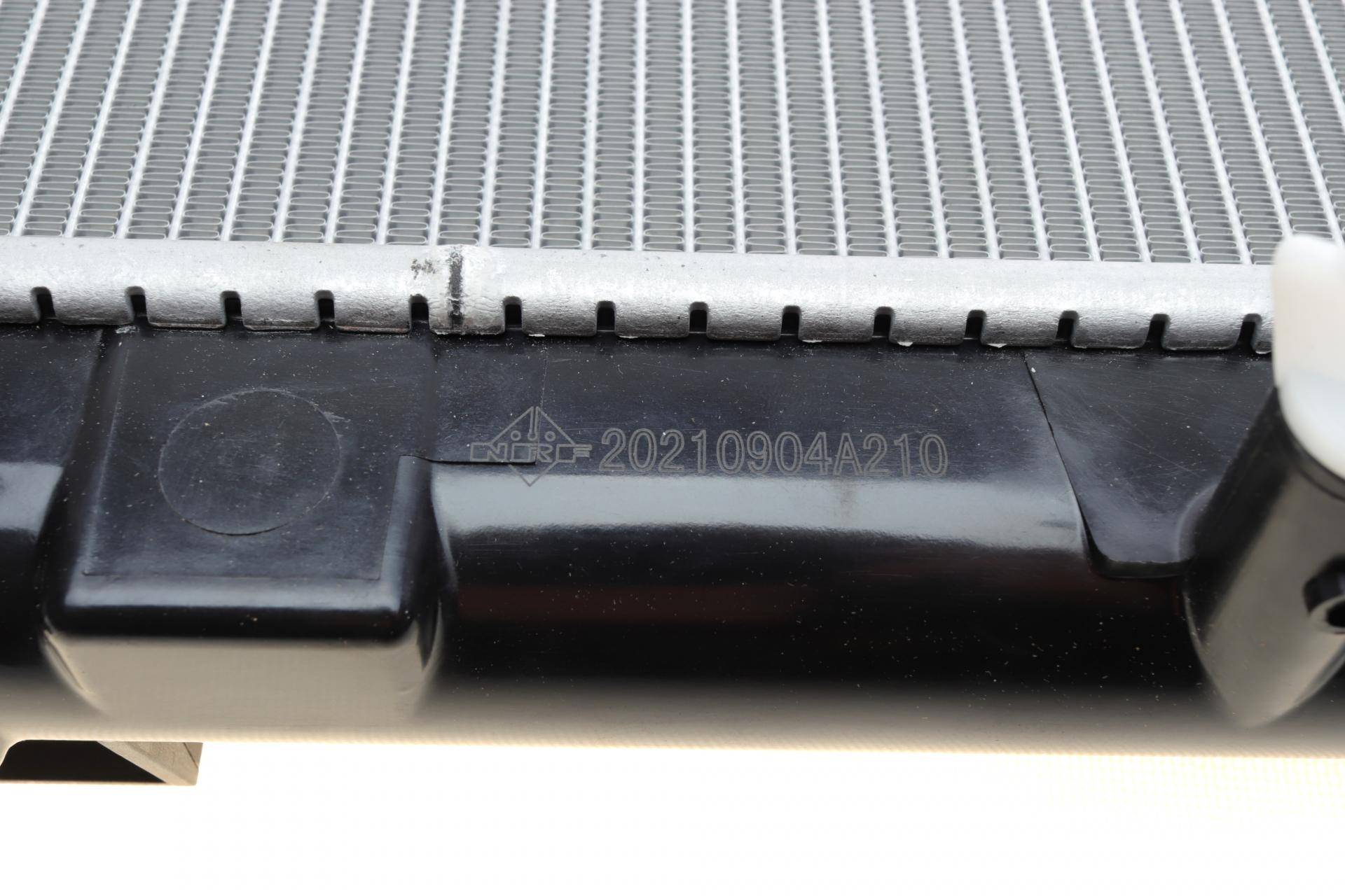 Радіатор охолодження Opel Agila 1.0/1.2 08-14