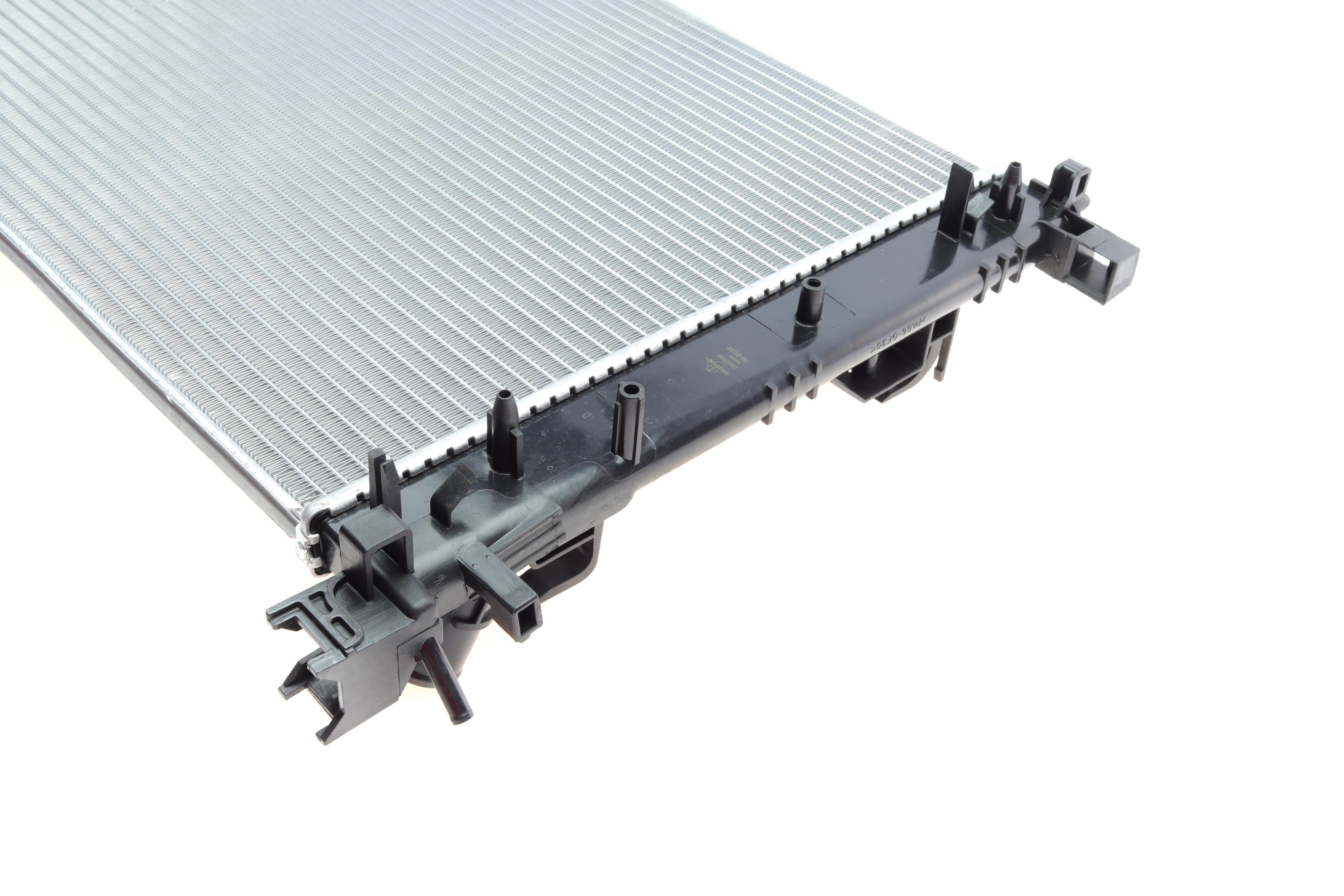 Радіатор охолодження Renault Clio/Logan/Sandero/Dokker 1.5dCi 08-