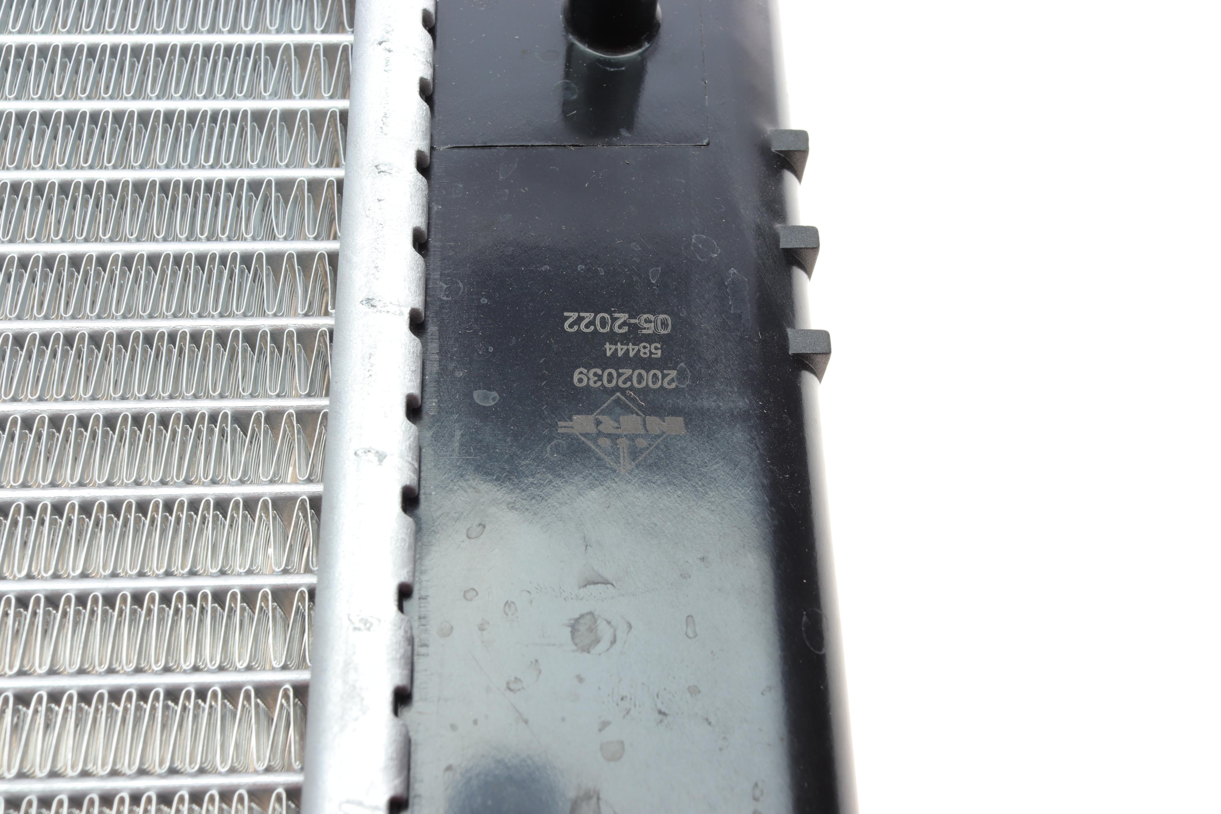 Радіатор охолодження Renault Clio/Logan/Sandero/Dokker 1.5dCi 08-