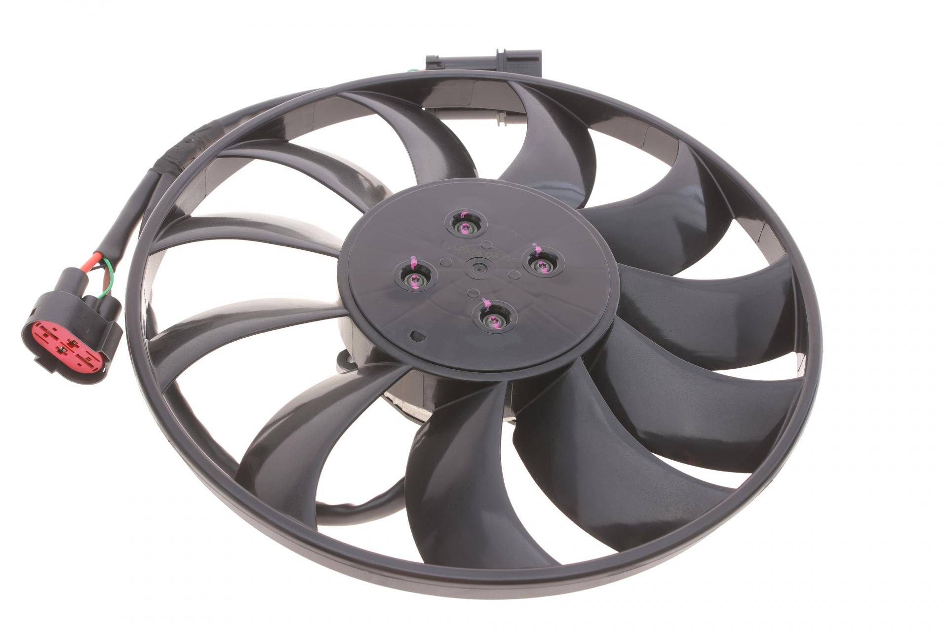 Вентилятор радіатора Audi A3/Q3/VW Passat B8/Touran 1.4-2.5 14-