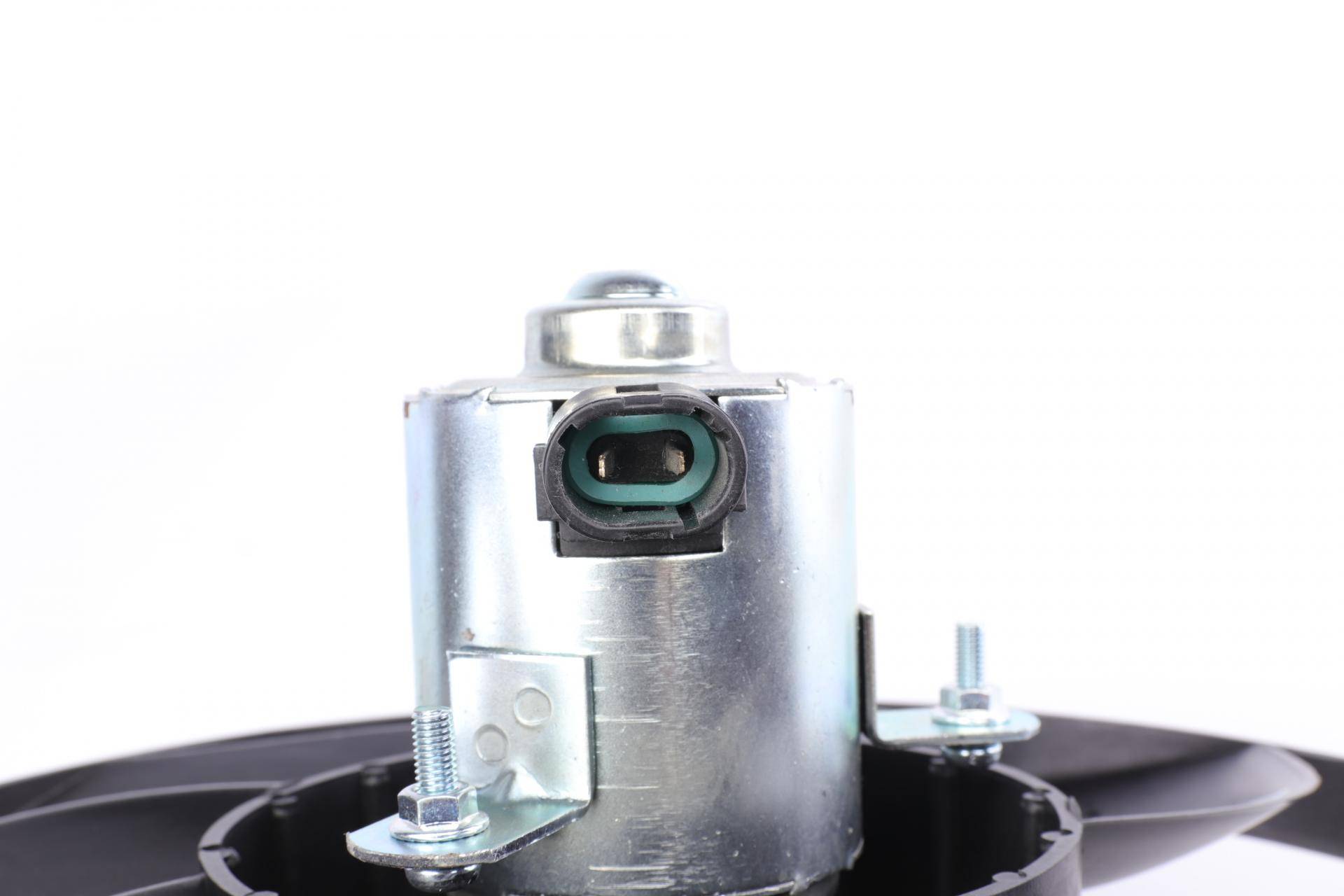 Вентилятор радіатора (електричний) Renault Megane/Scenic 03-