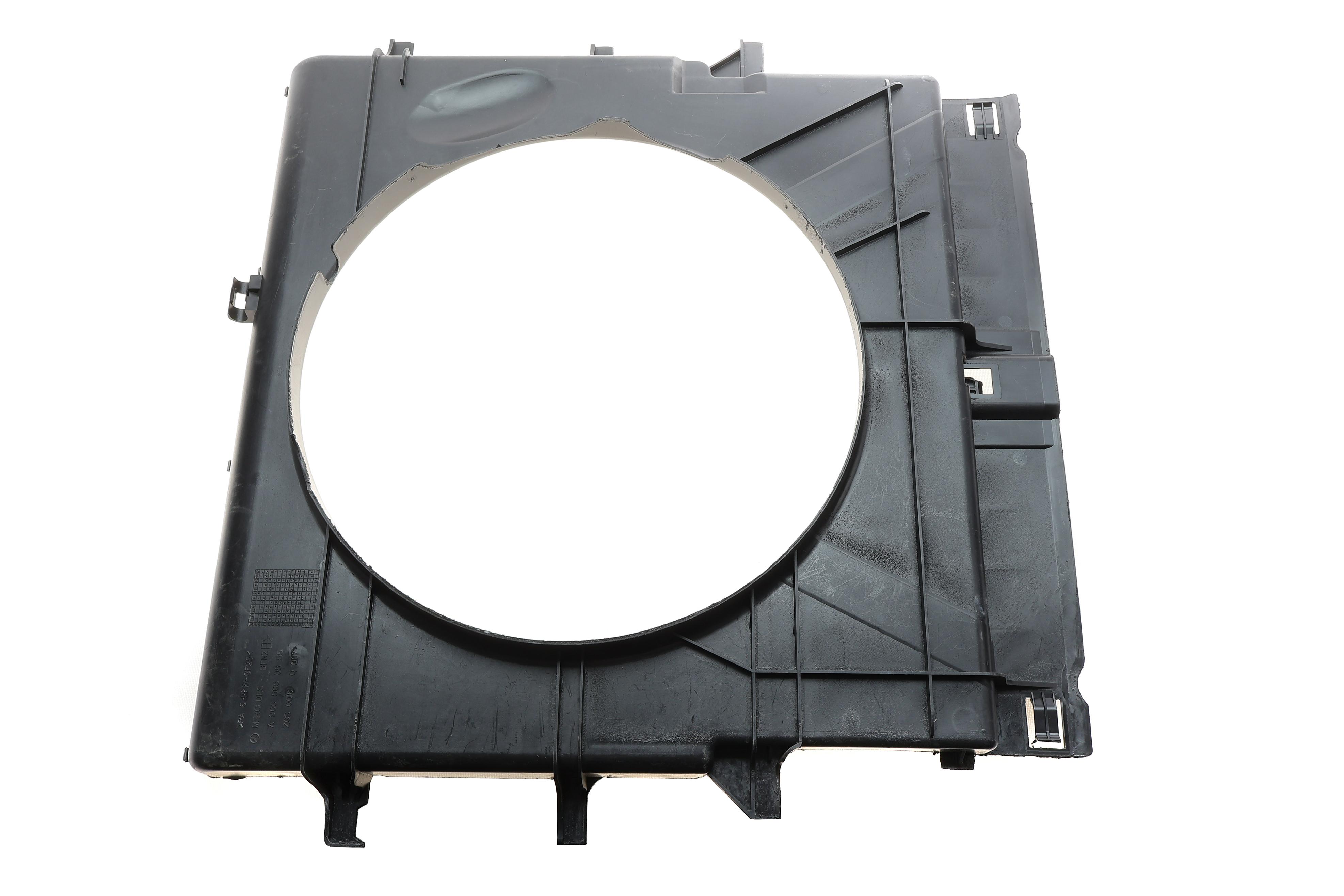 Дифузор радіатора MB Sprinter OM651 09-