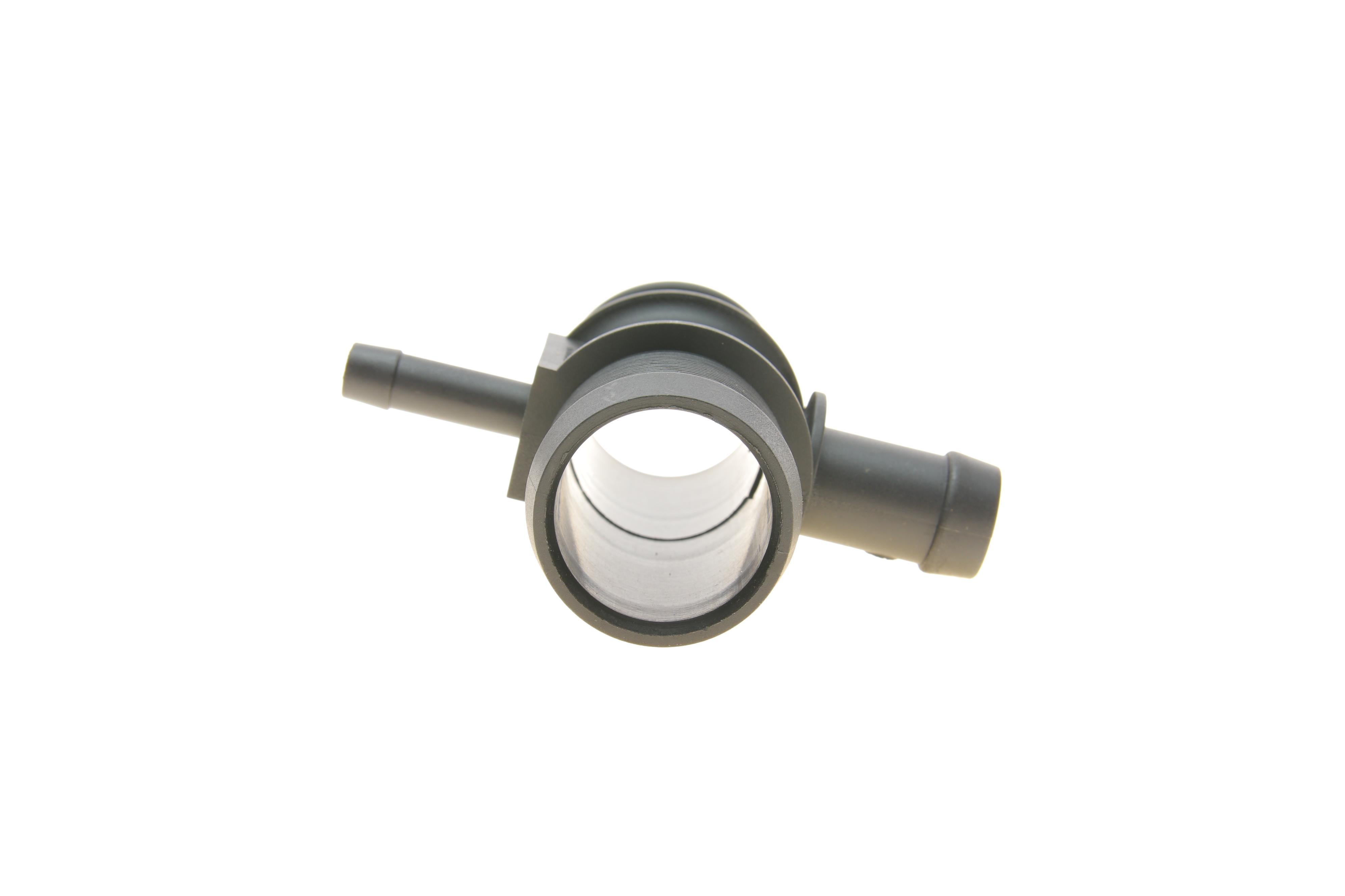 Фланець системи охолодження VW Caddy III 1.6/2.0 04-15