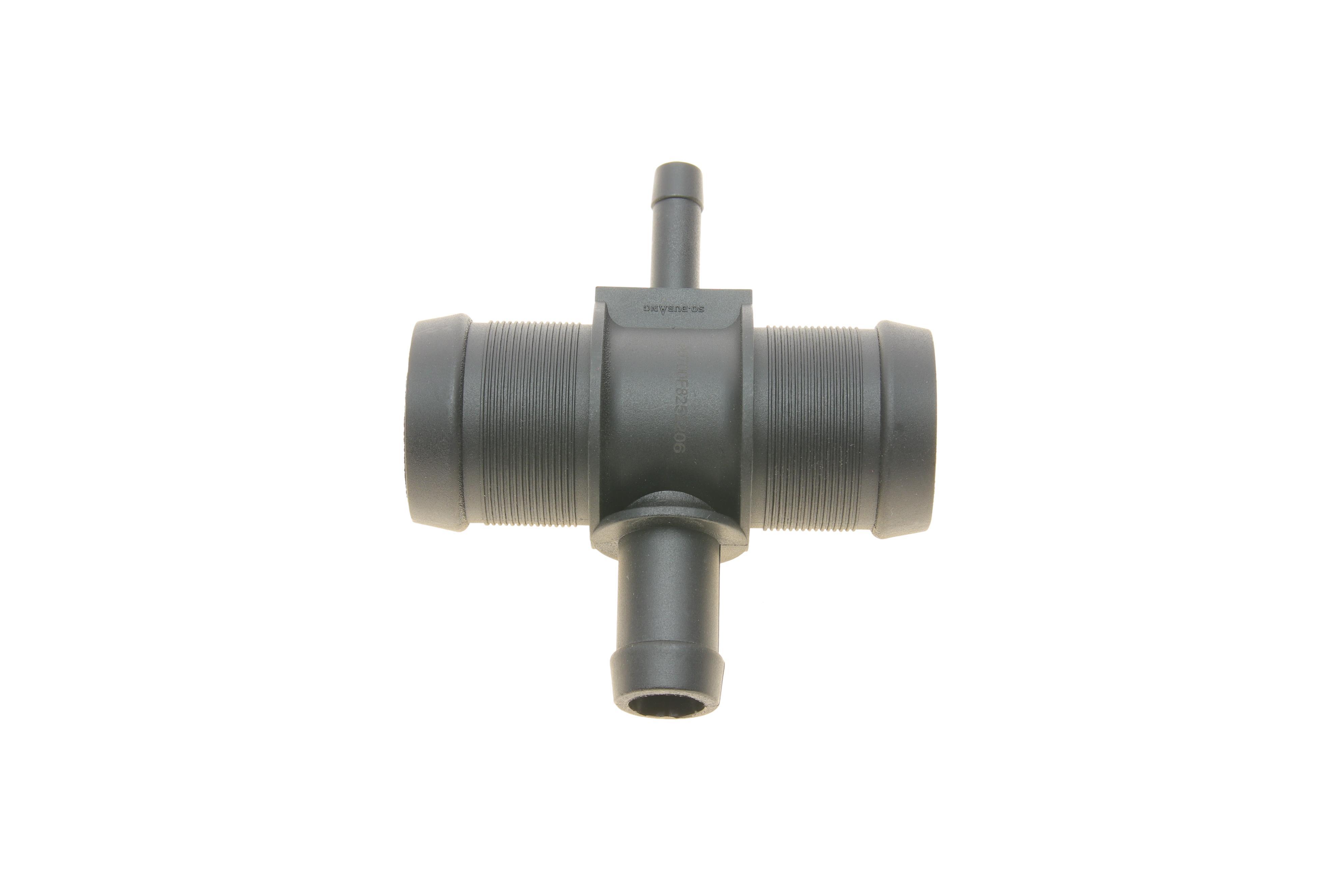 Фланець системи охолодження VW Caddy III 1.6/2.0 04-15