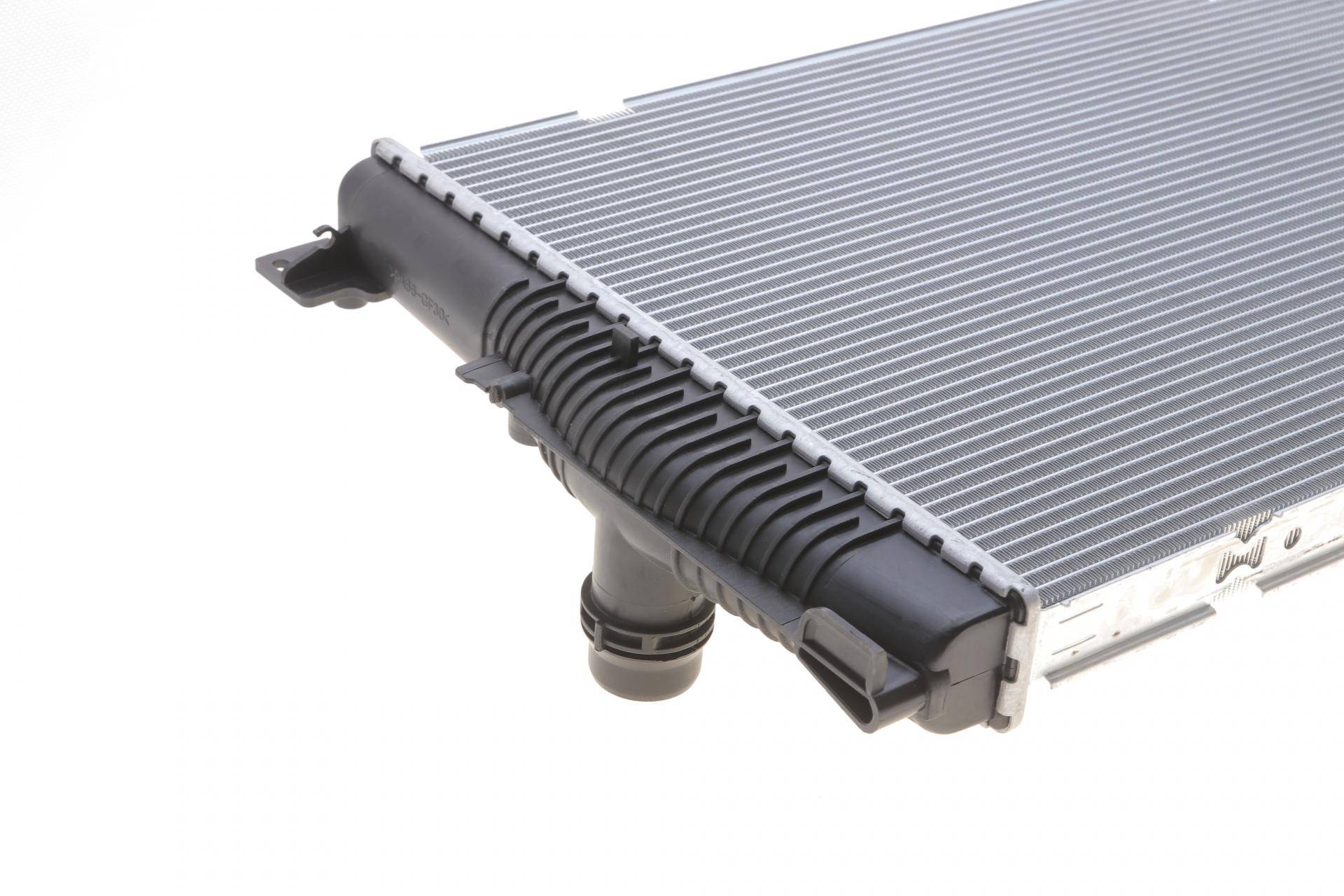 Радіатор охолодження BMW 5 (10/F11) 2.0 11-17 N20