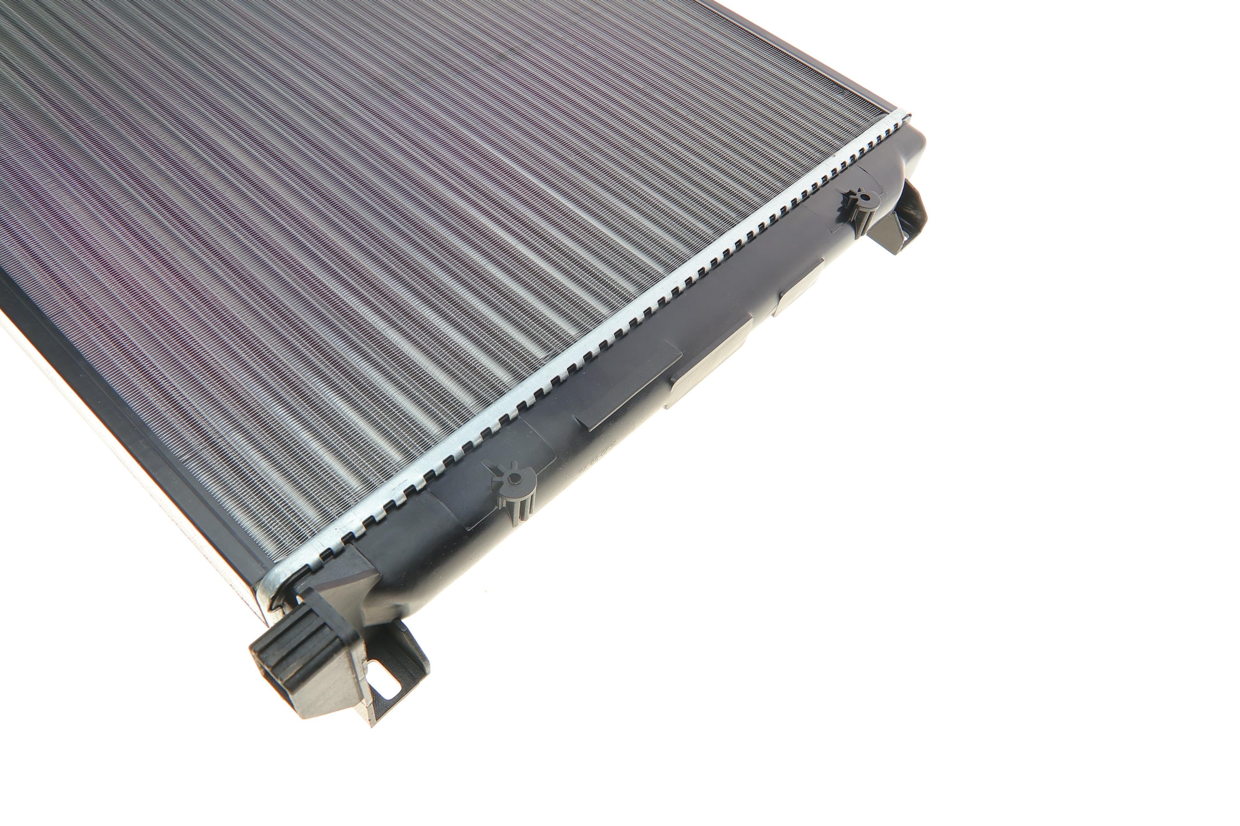 Радіатор охолодження Renault Master 1.9/2.5dCi 01- (+AC)