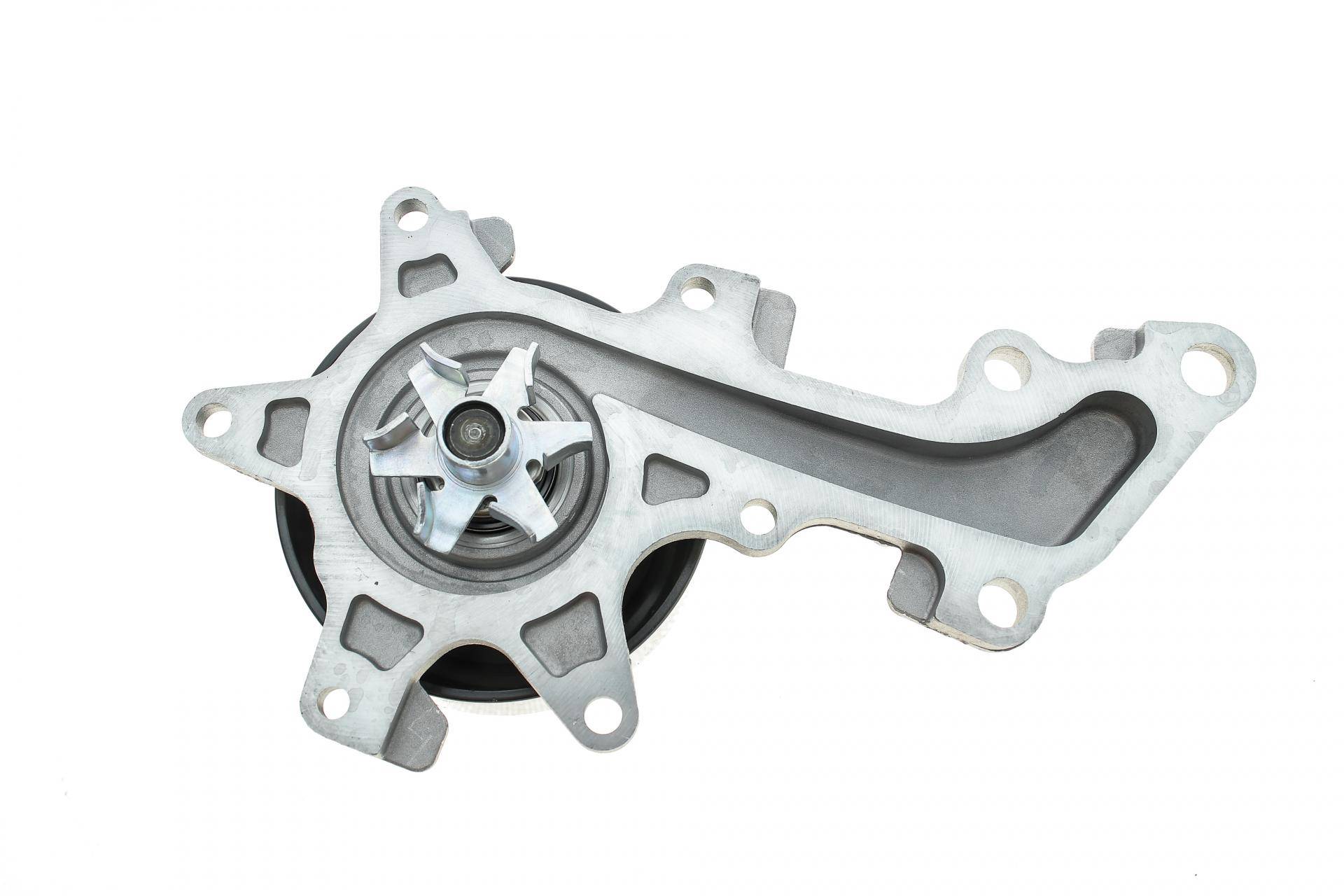 Помпа води Toyota Corolla/Auris/Yaris/Urban Cruiser 1.3/1.33 07- (R/B) (6 лоп)