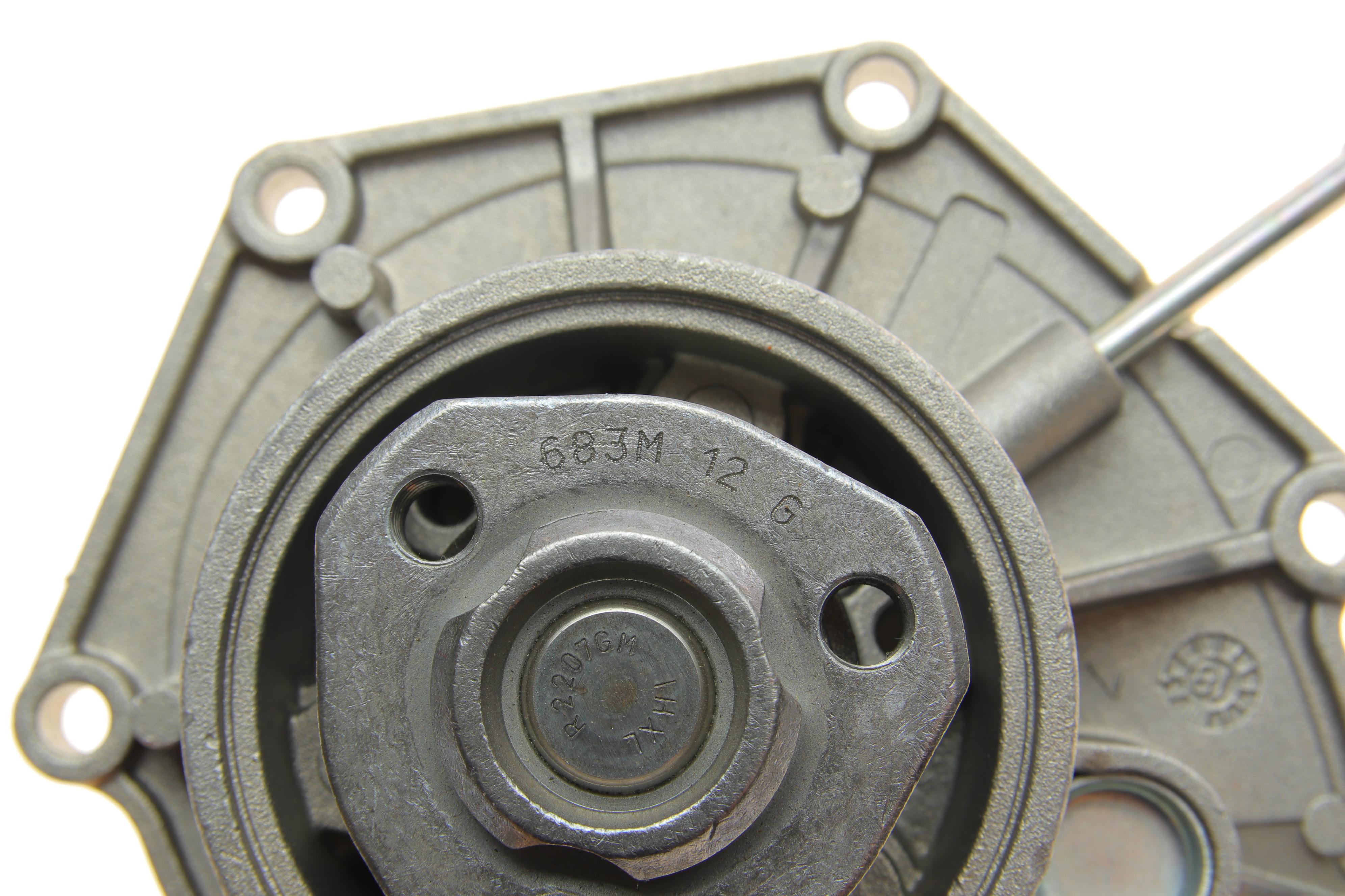 Помпа води Audi A6/A7 2.8FSI/FSI quattro 11-/Audi A8 2.5TFSI 12- (не перемикається)