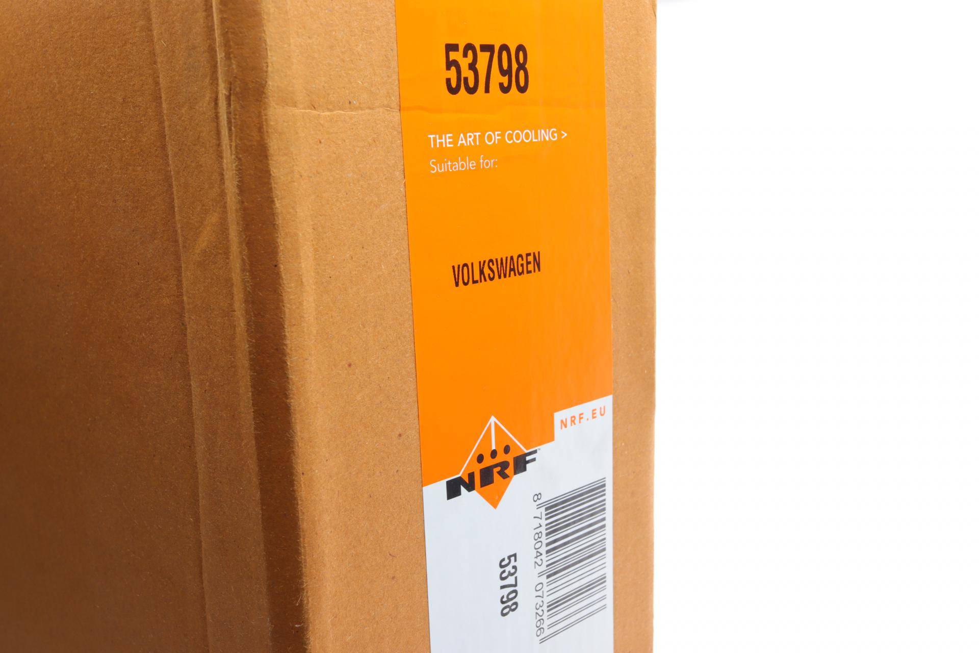 Радіатор охолодження VW Touareg/Porsche Cayenne/Audi Q7 02-15