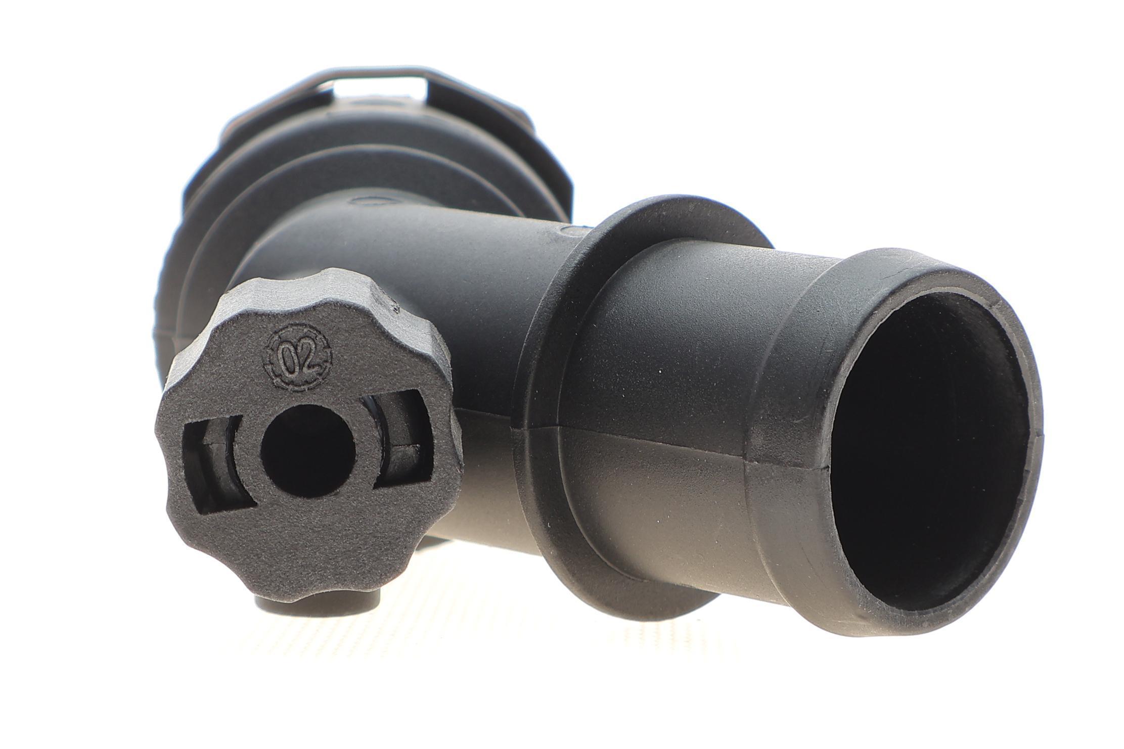 Фланець системи охолодження VW Golf IV 97-06