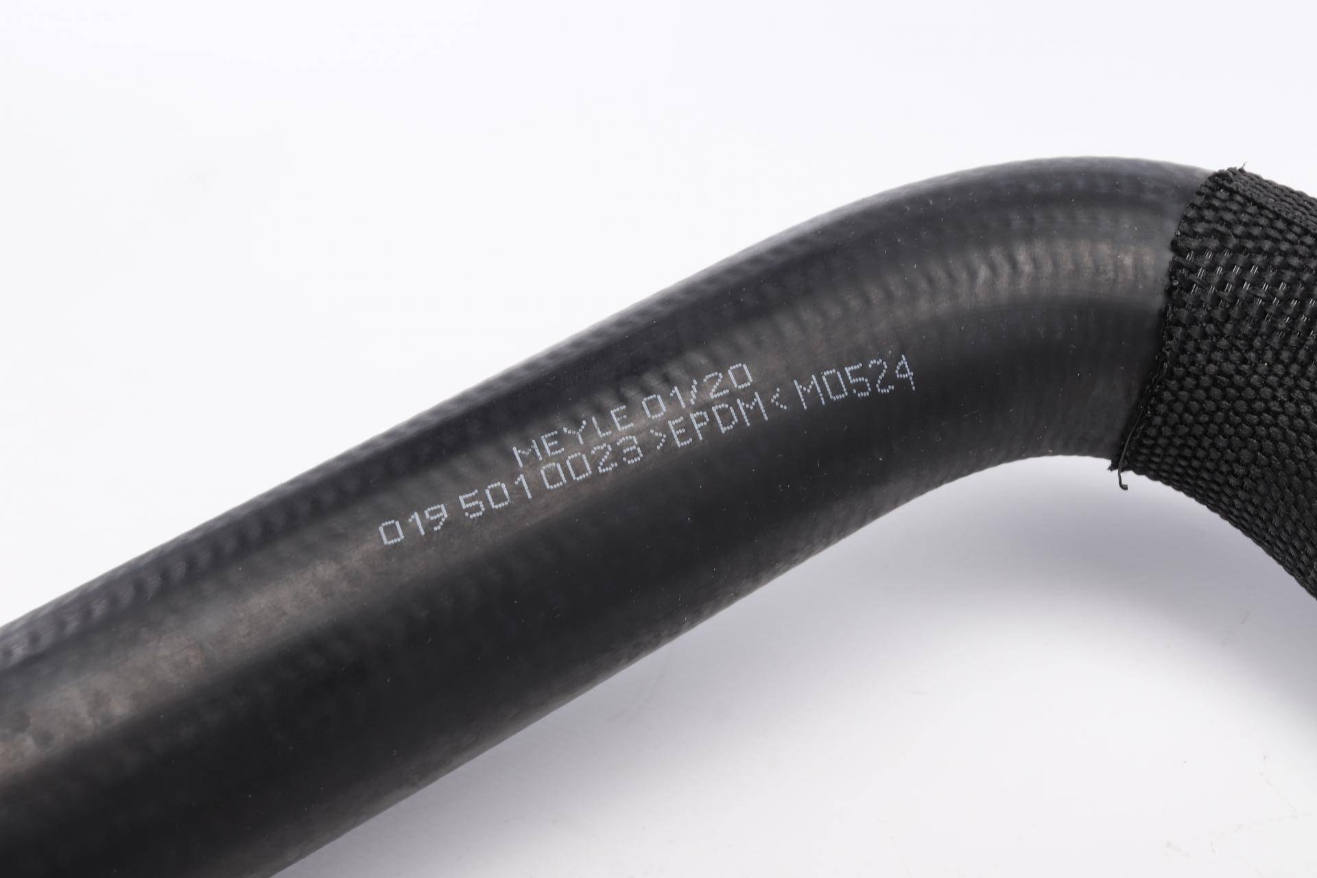 Патрубок радіатора (верхній) MB C-class (W203) 1.8/2.0 00-07