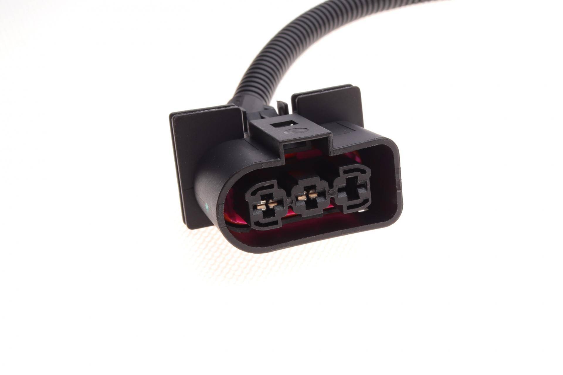 Вентилятор радіатора (електричний) VW Golf 97-06/Seat Leon 1.4/1.6 99-06/Skoda Octavia 1.6 96-04