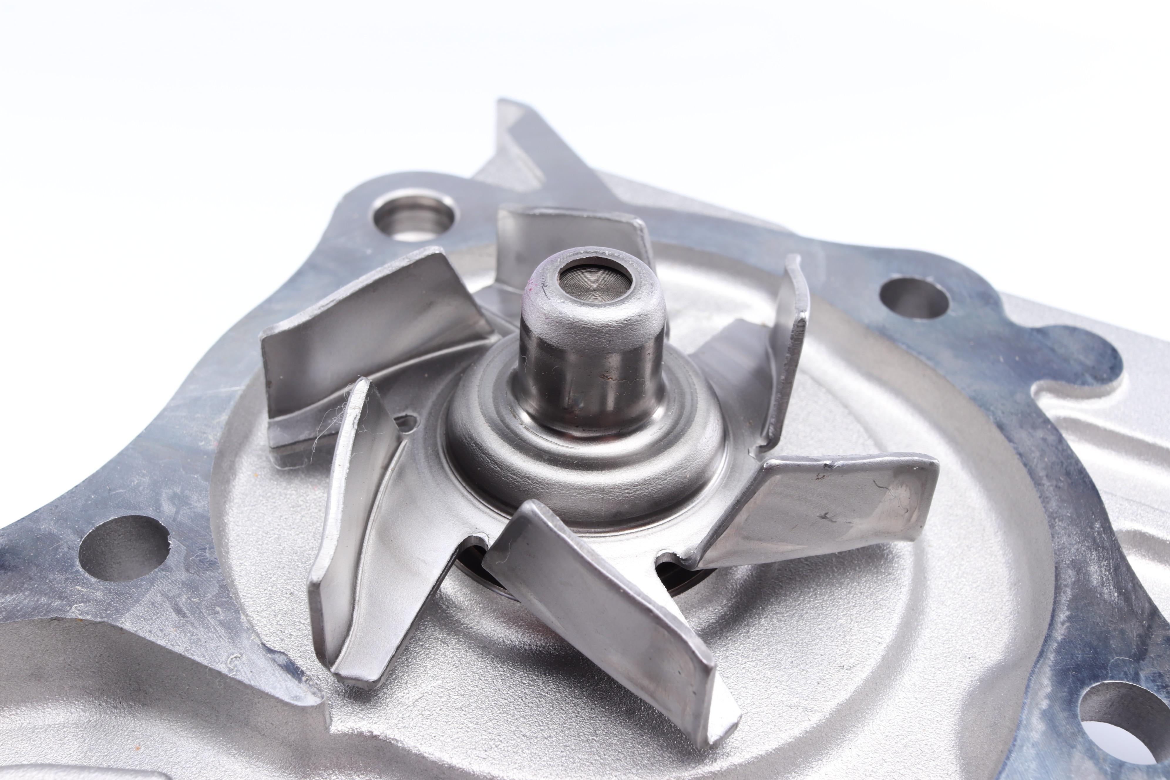 Помпа води Toyota Avensis/Corolla 2.0D-4D 03-09