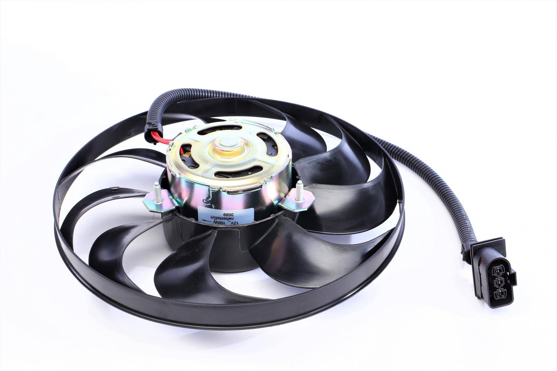 Вентилятор охолодження двигуна Audi A3/TT/Skoda Fabia/Octavia/VW Bora/Golf/Polo 1.0-2.3 96-